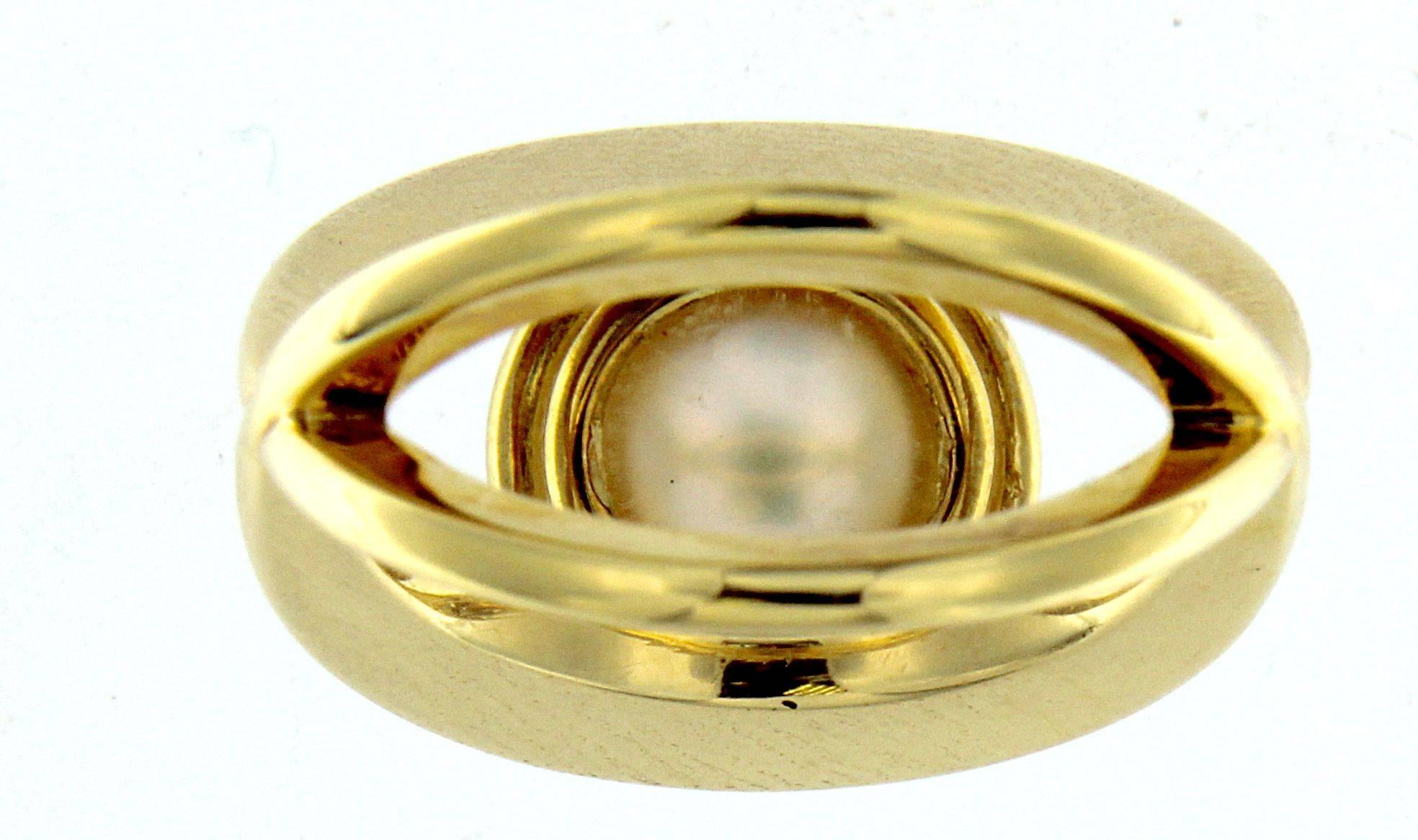 Design Ring with Natural Pearl In New Condition In Milano, Lombardia