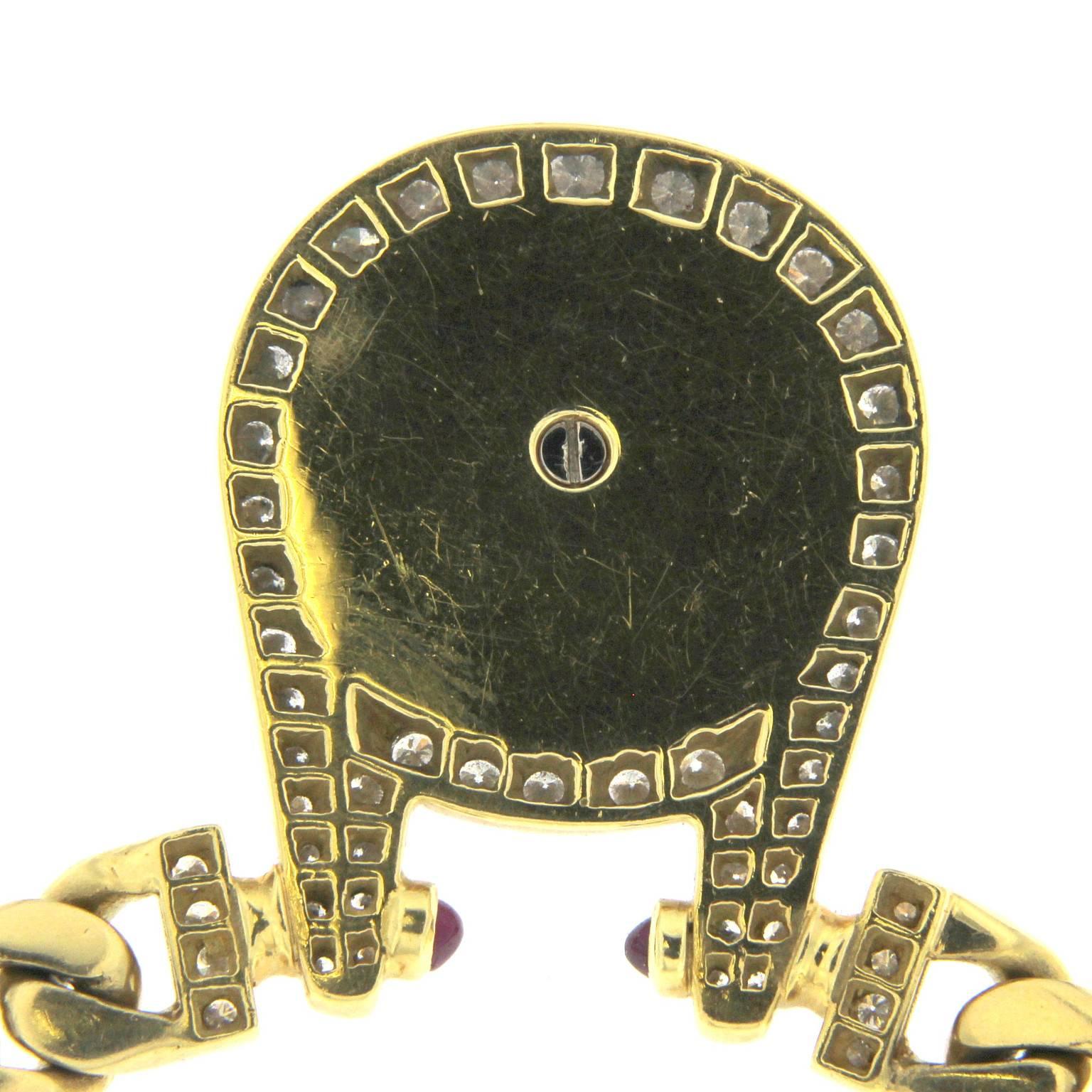Turquoise centrale et diamants lion  dans un collier et des boucles d'oreilles en or 18 carats Neuf - En vente à Milano, Lombardia