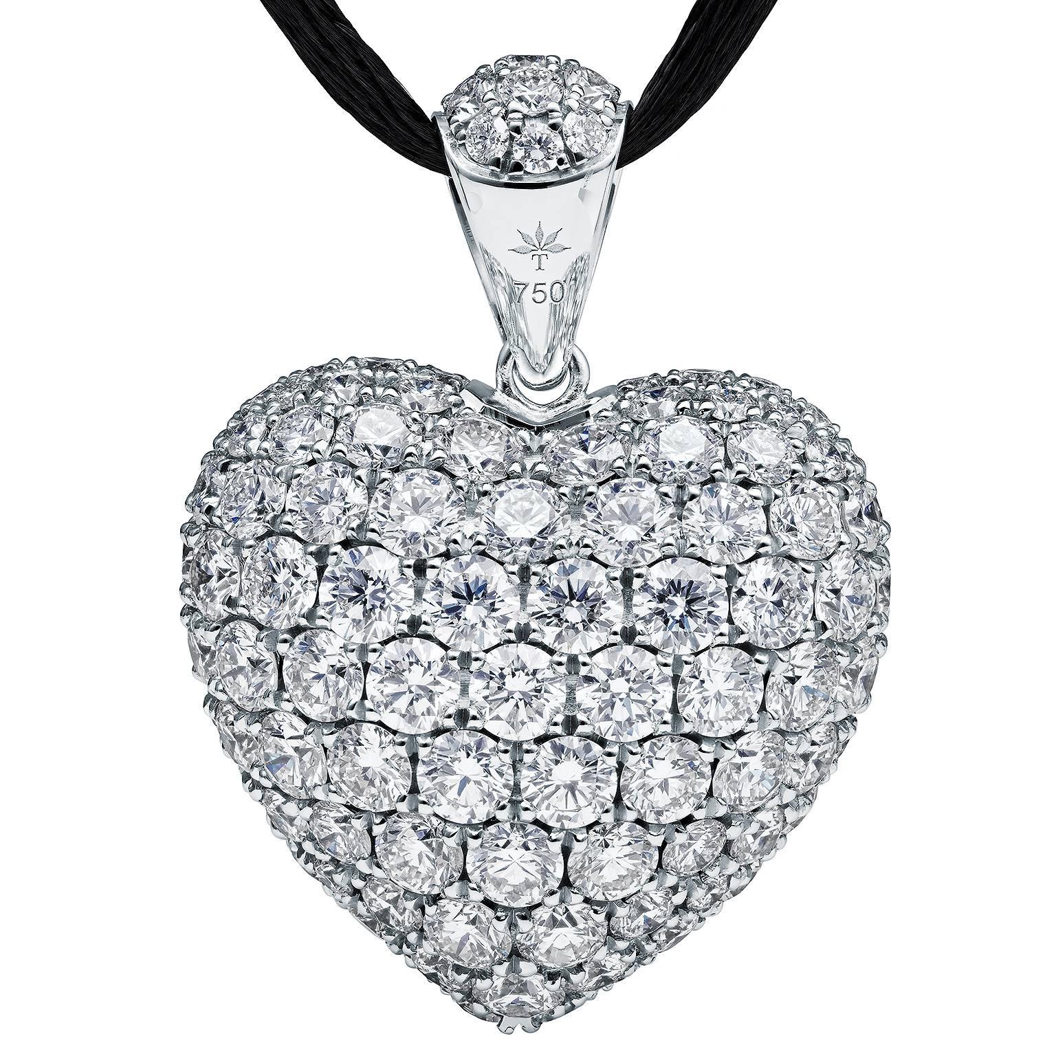 Towe Norlen 7.55 Carat Contemporary Diamond Heart Pendant Necklace For Sale 5