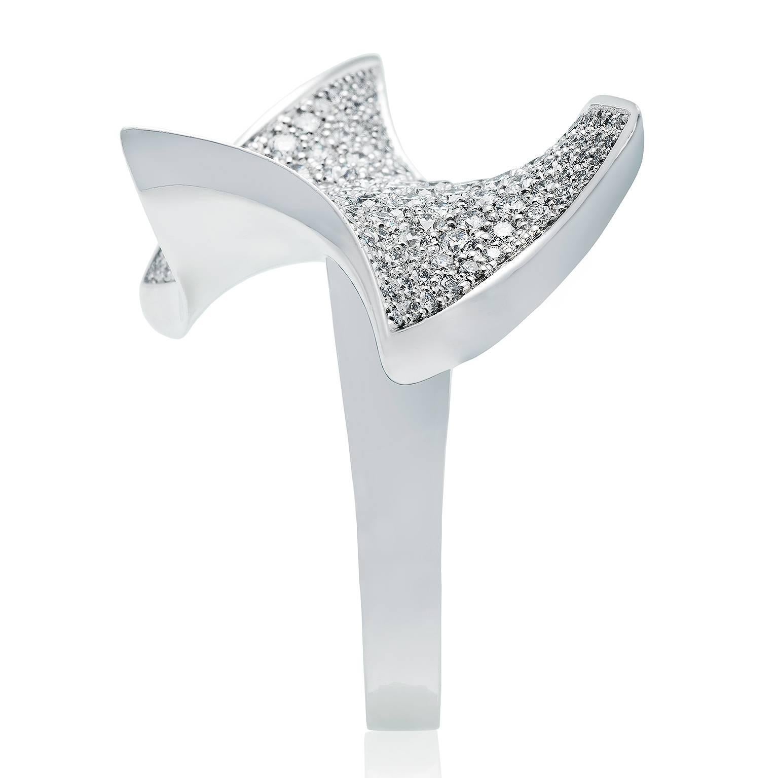 Towe Norlen Mantaray 2.33 Carat Contemporary Diamond Cocktail Ring For Sale 4