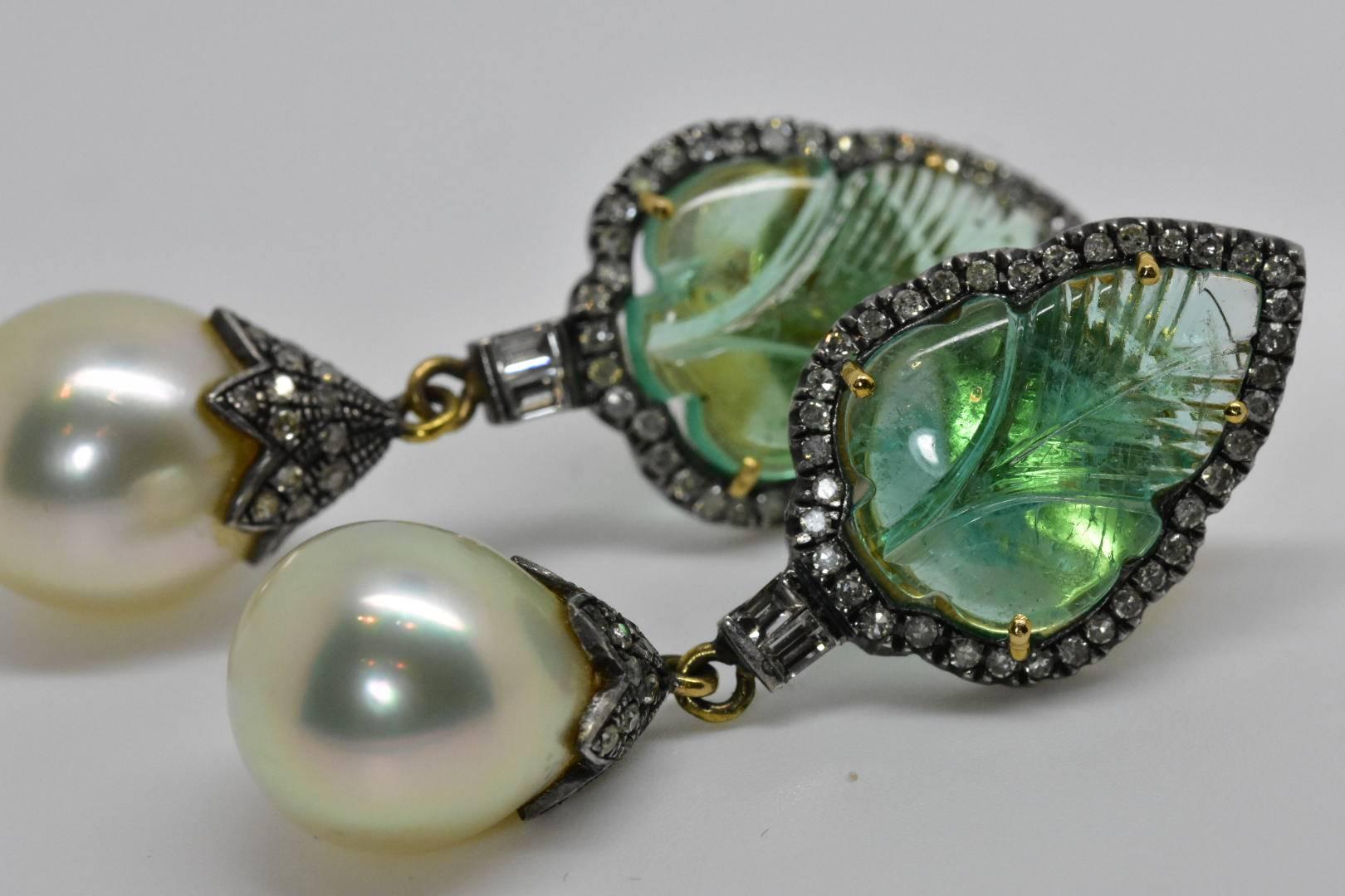 Women's Emerald and Diamond Earrings