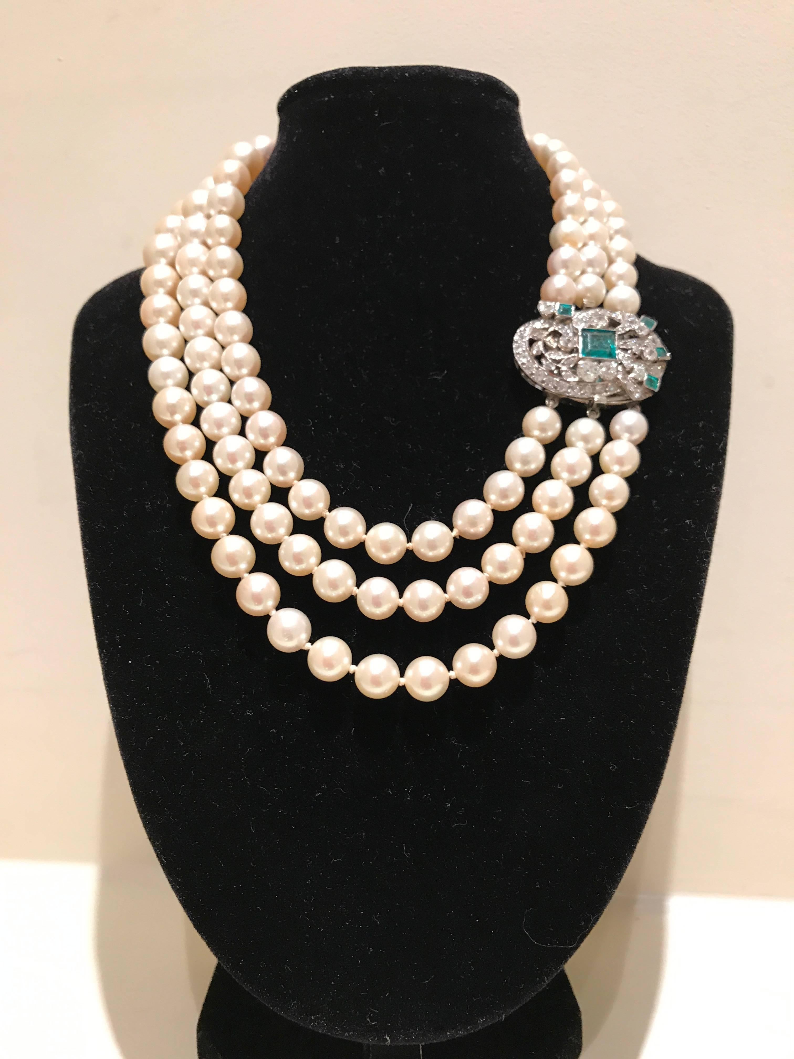 Cultured Pearl Necklace with Emerald and Diamond Clasp 5