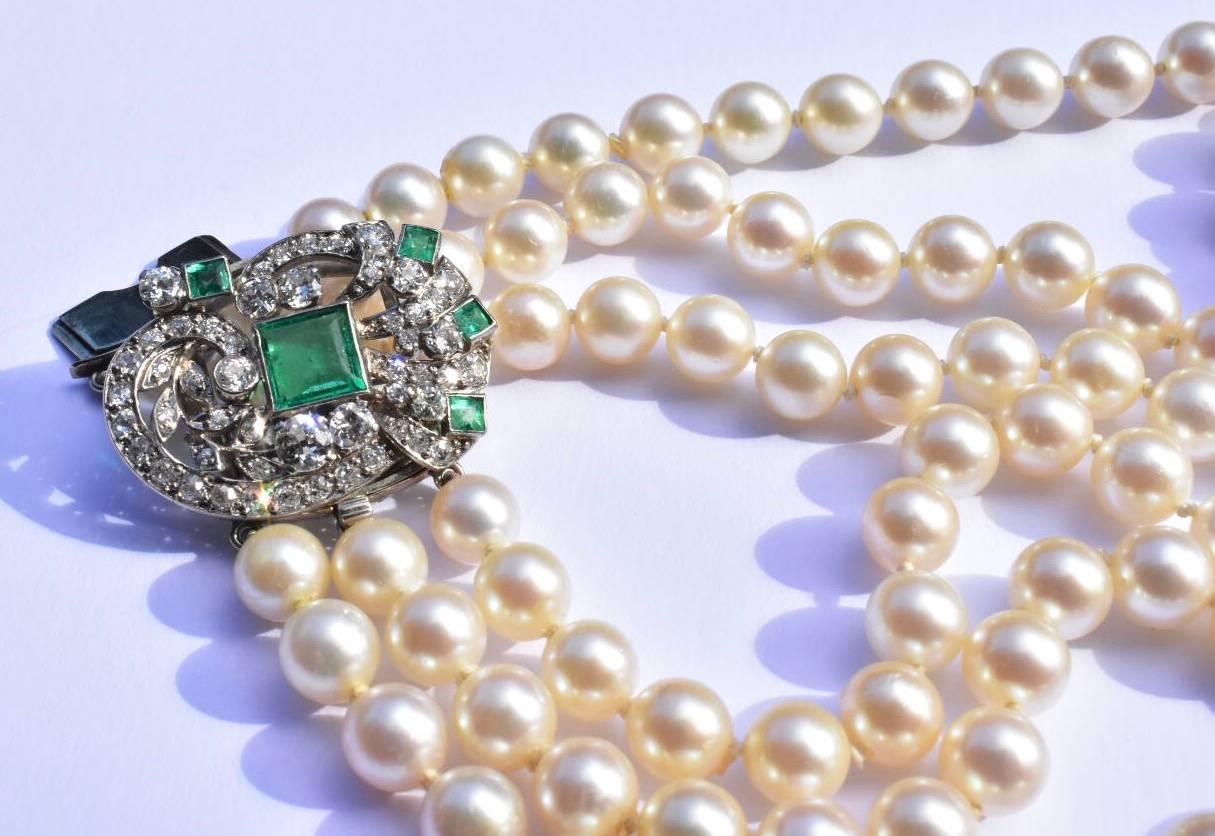 Cultured Pearl Necklace with Emerald and Diamond Clasp 1