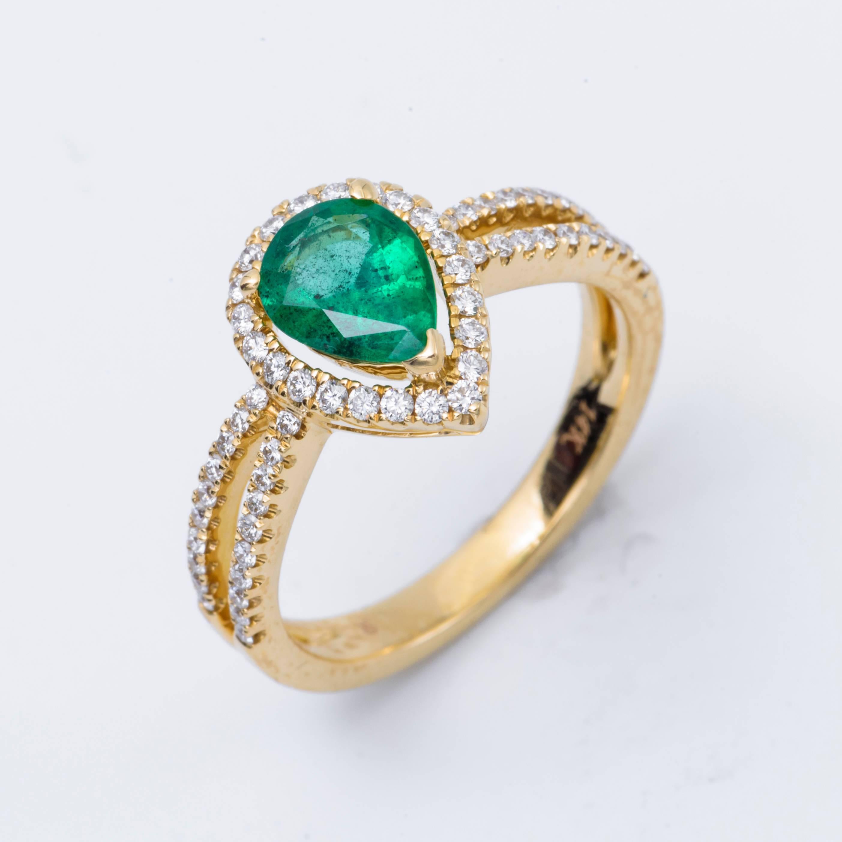 Pear Shape Emerald Diamond Yellow Gold Halo Engagement Ring For Sale at ...