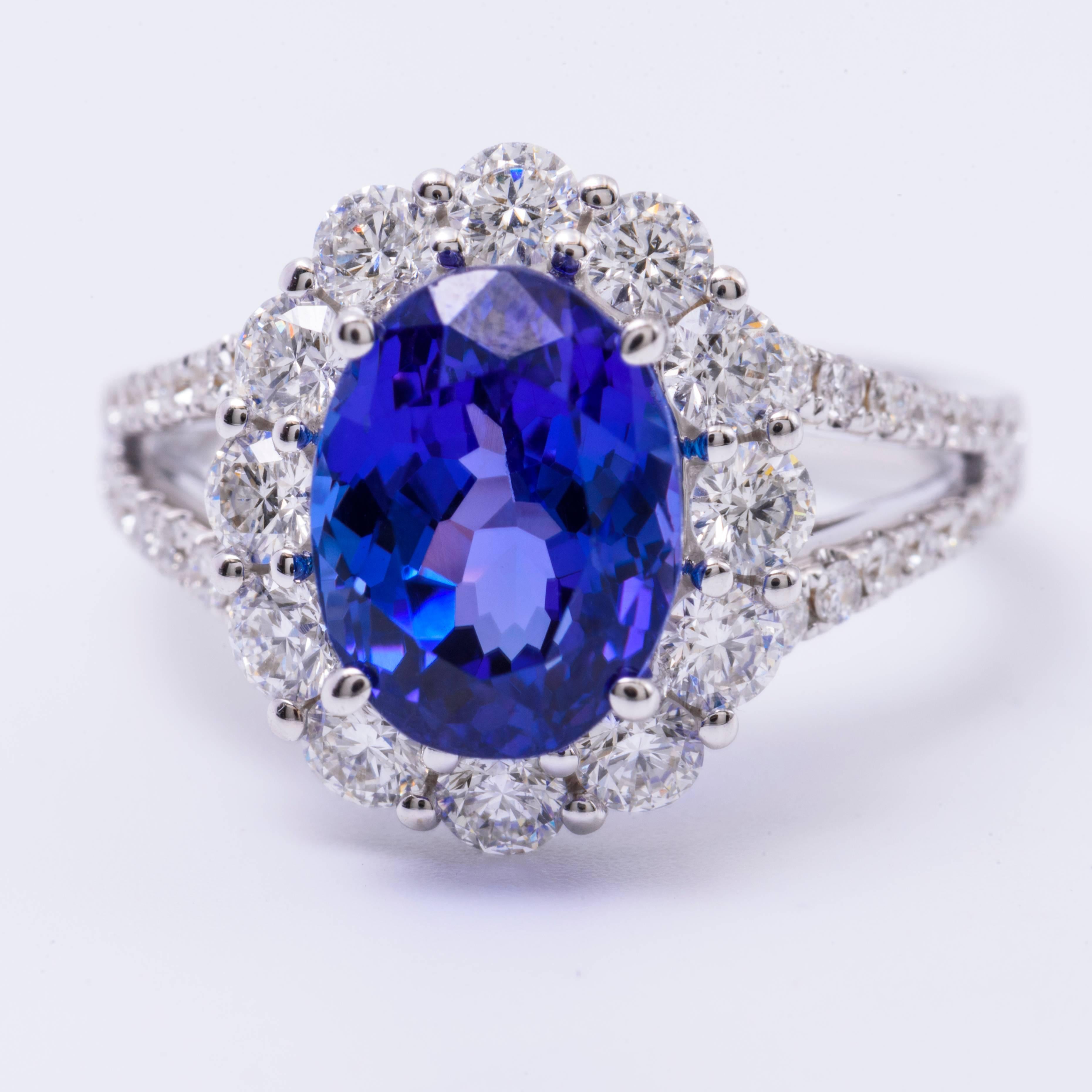 Contemporary Oval Tanzanite and Diamonds Halo Cocktail Engagement Ring 4.85 Carat