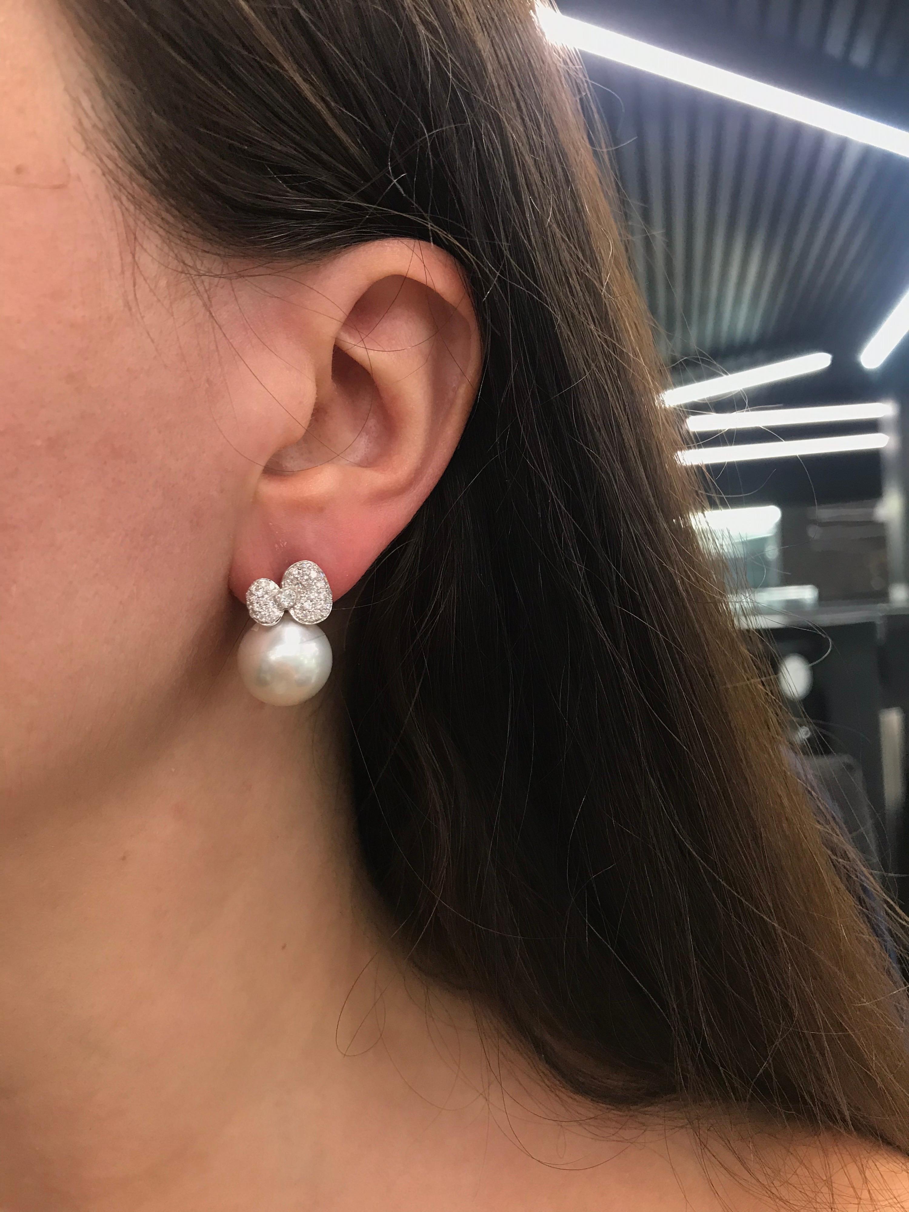 South Sea Pearl Diamond Bow Drop Earrings 0.14 Carat 18 Karat White Gold In New Condition For Sale In New York, NY
