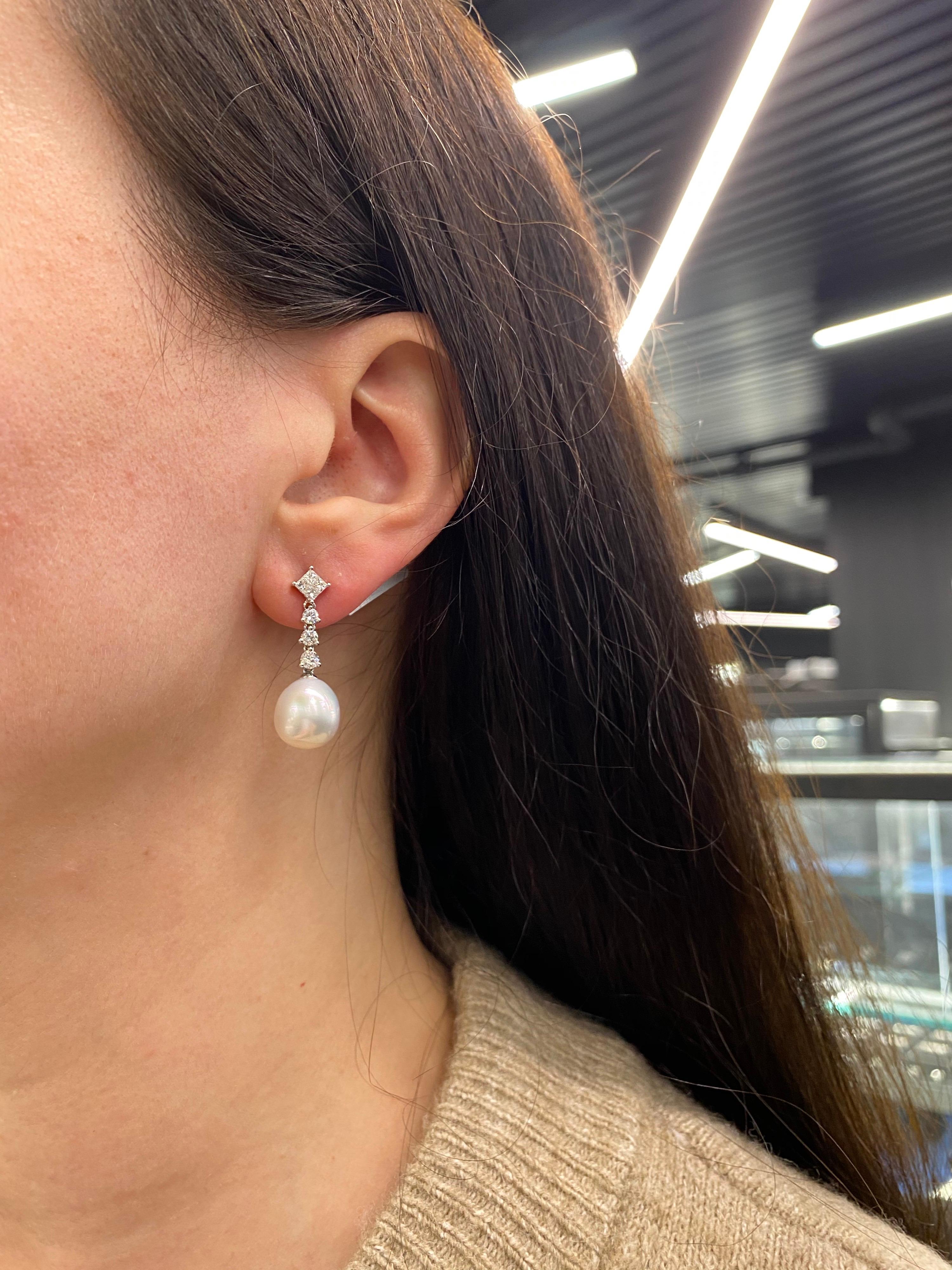 Orecchini con perle dei mari del sud e diamanti 1,13 carati in oro bianco 18 carati 11-12 mm in vendita 3