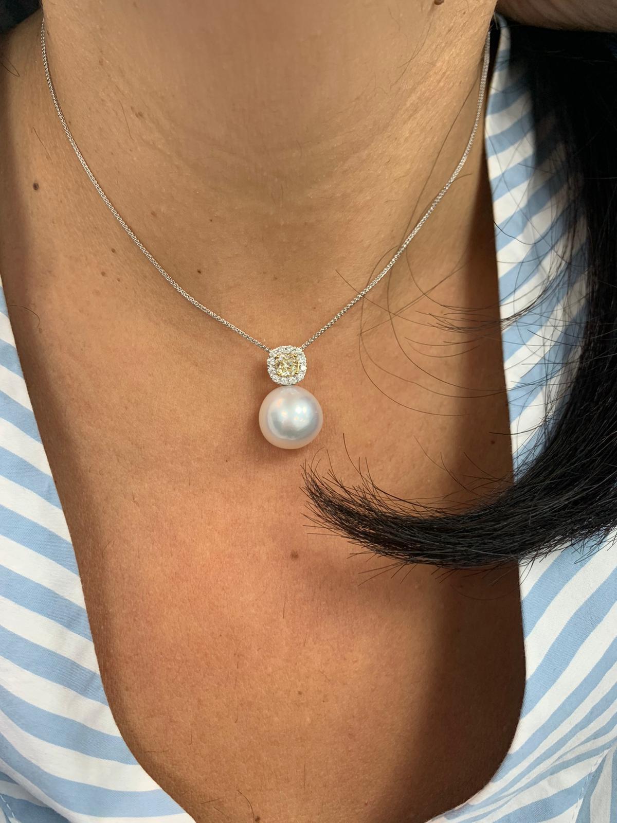 Round Cut Golden South Sea Pendant with Yellow and White Diamonds