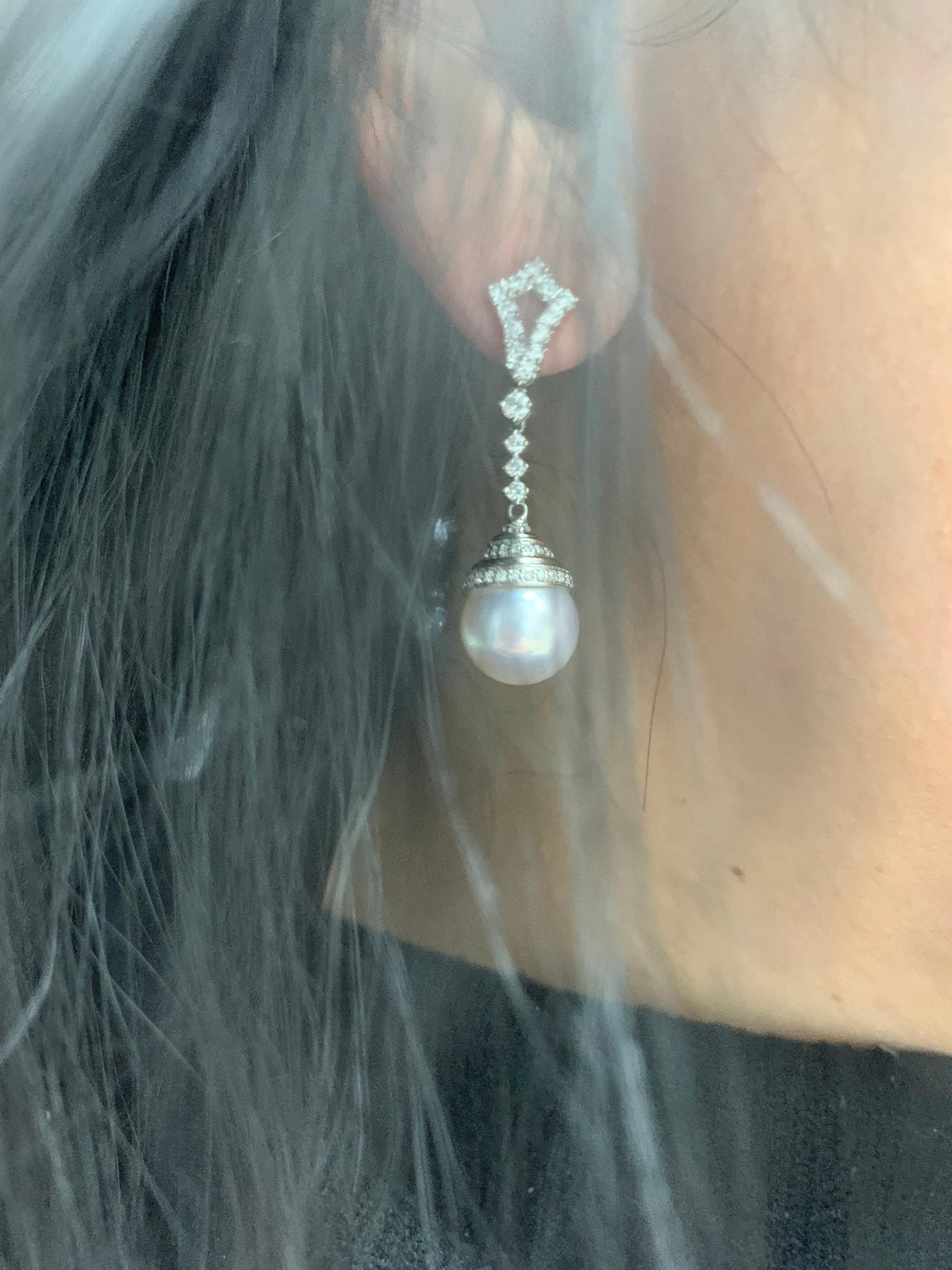 South Sea Pearl Diamond Drop Earrings 0.90 Carats 11-12 MM 18K White Gold  In New Condition For Sale In New York, NY