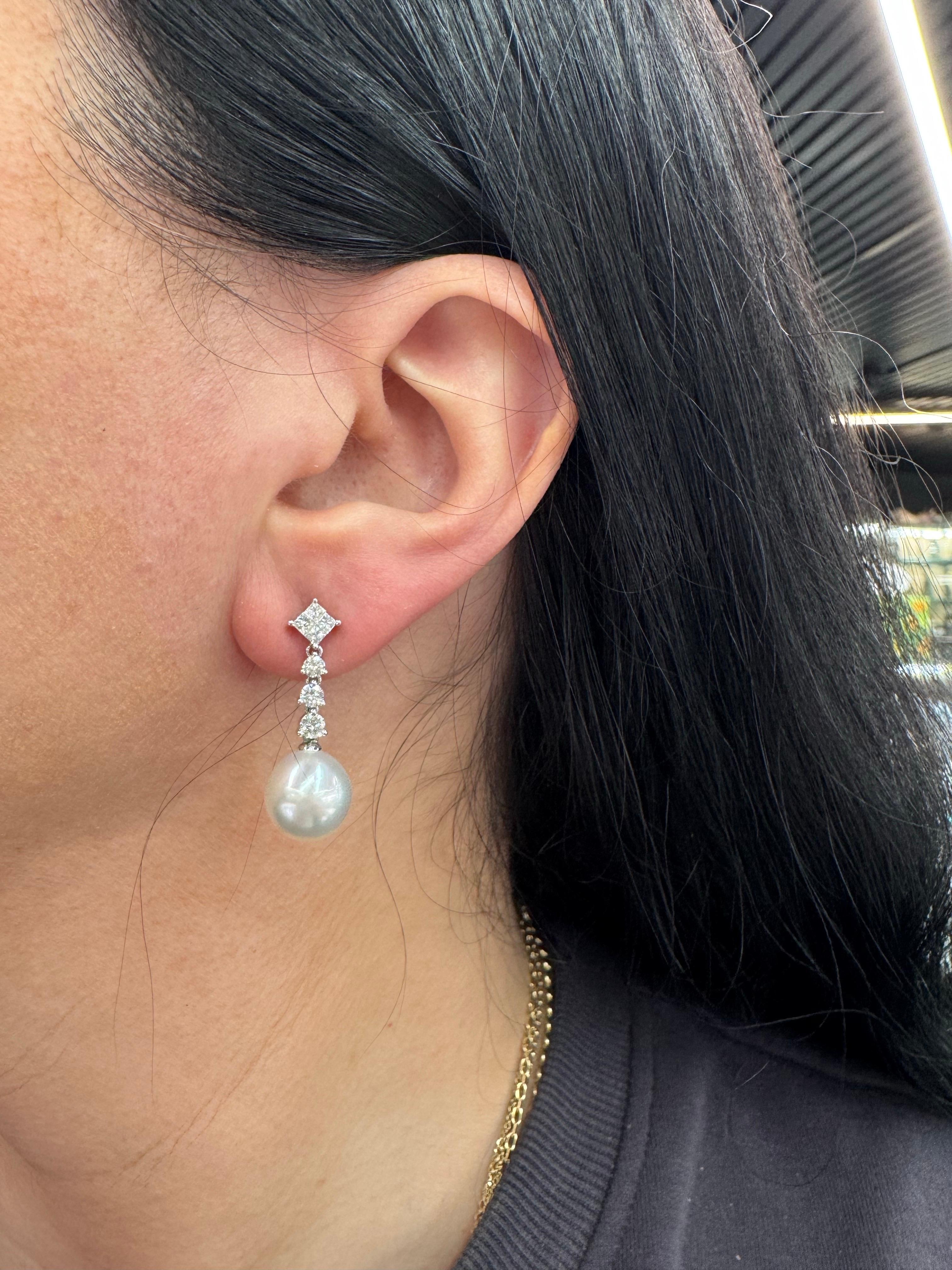 Orecchini con perle dei mari del sud e diamanti 1,13 carati in oro bianco 18 carati 11-12 mm in vendita 6