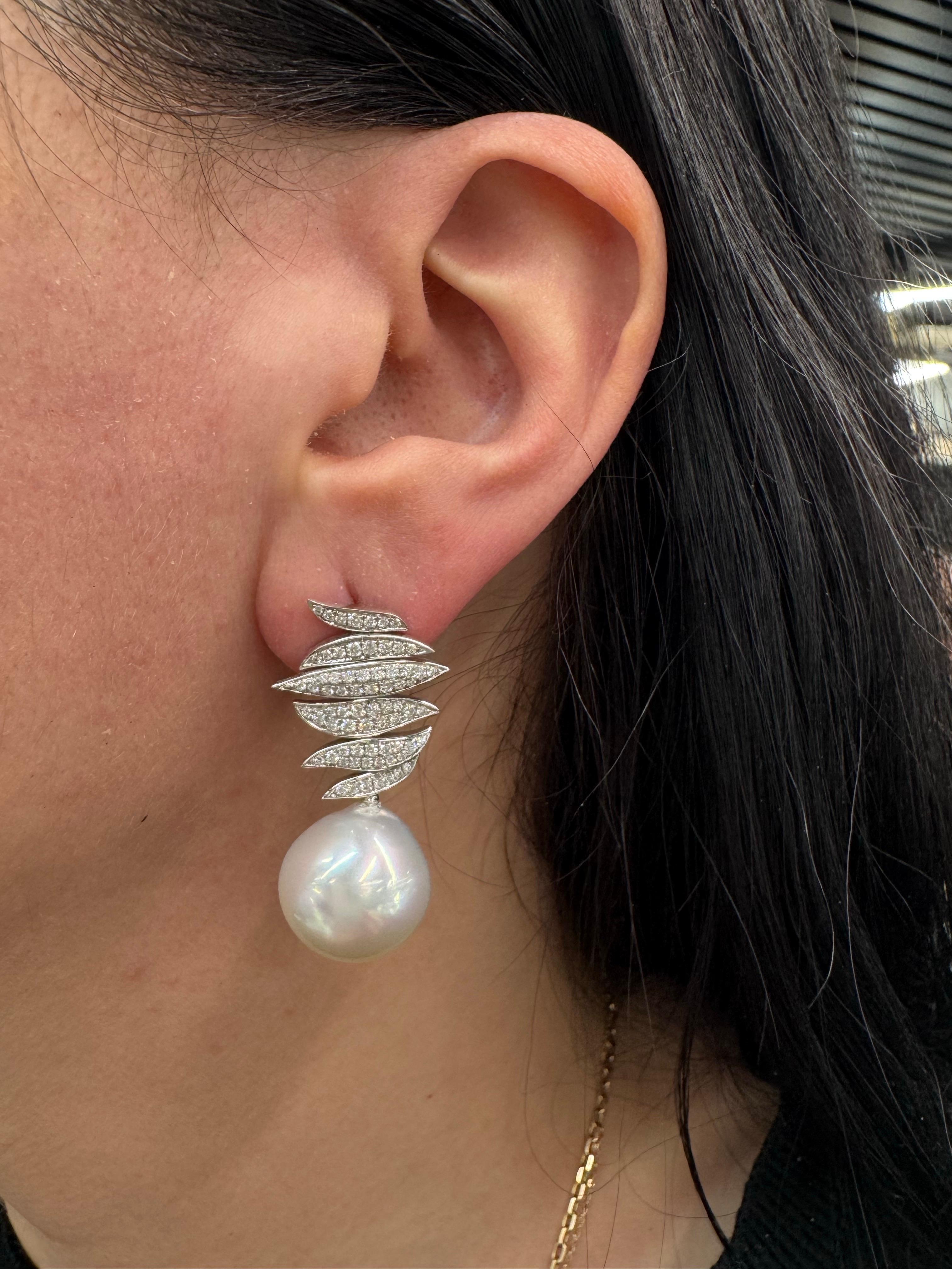 South Sea Baroque Pearl Diamond Drop Earrings 0.96 Carats 18KT White Gold 14 MM For Sale 2