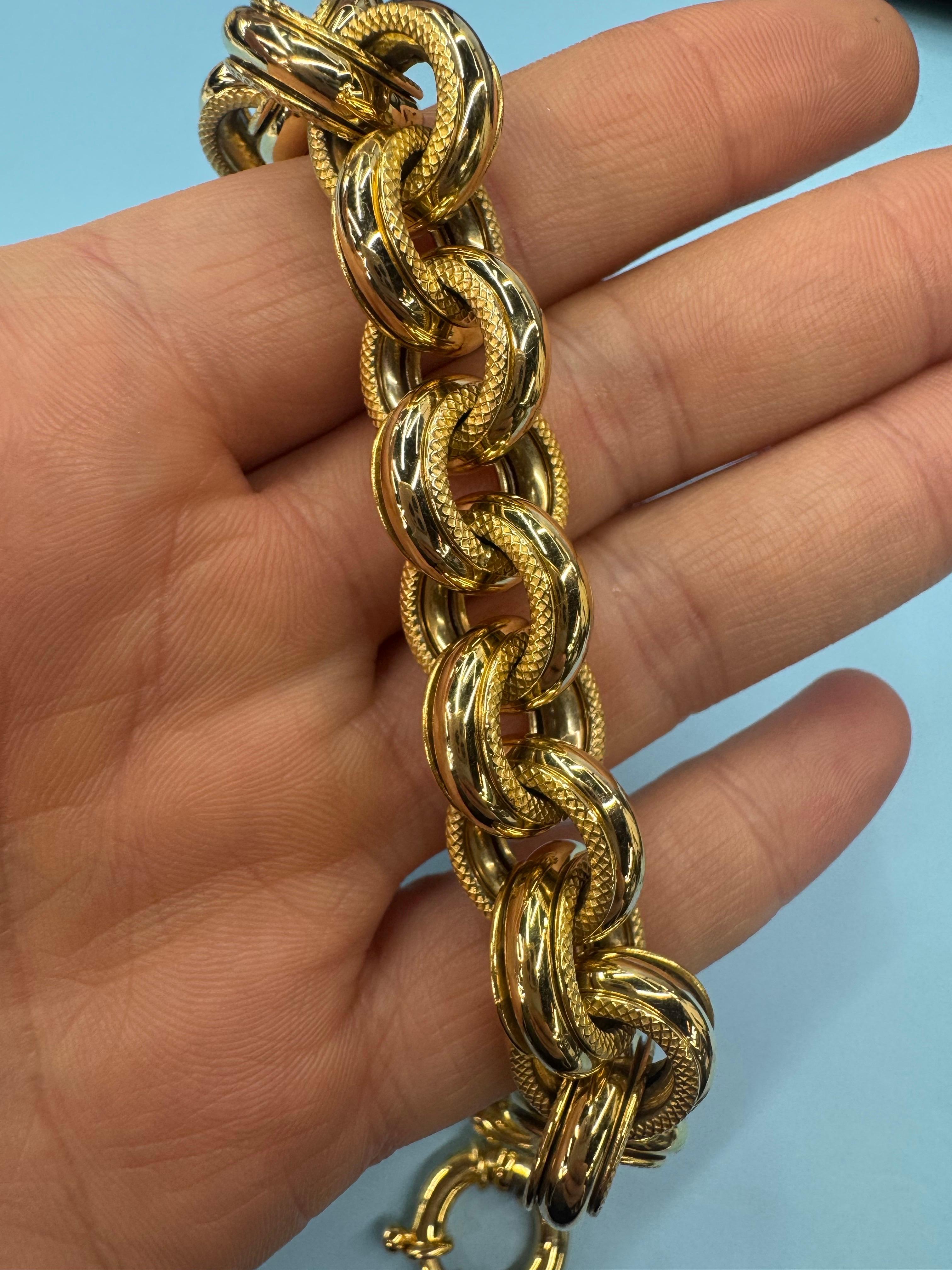Bracelet italien en or jaune 14 carats à maillons texturés et polis 27,3 grammes en vente 5