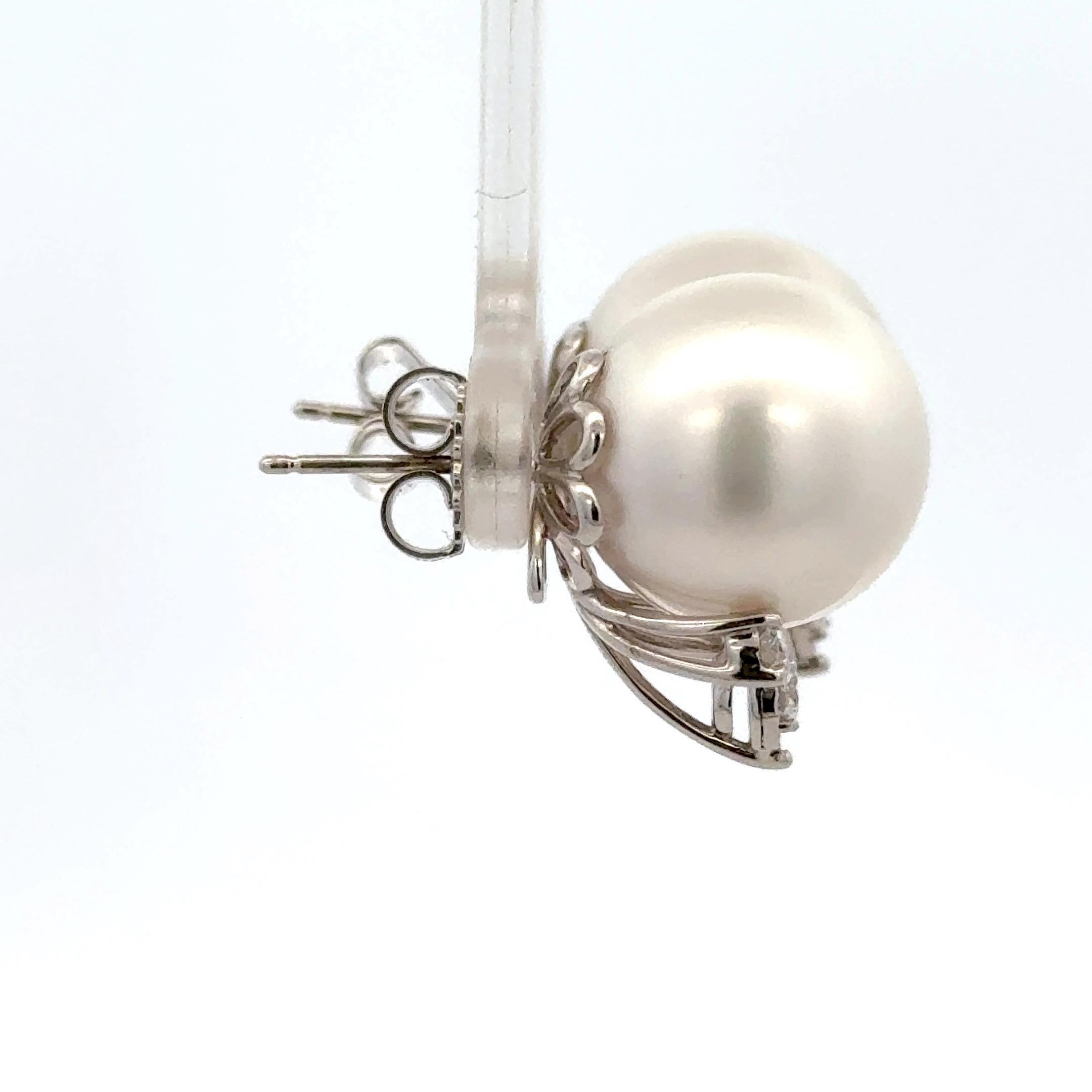 Contemporary South Sea Pearl Diamond Stud Earrings 0.34 Carat 18 Karat White Gold For Sale