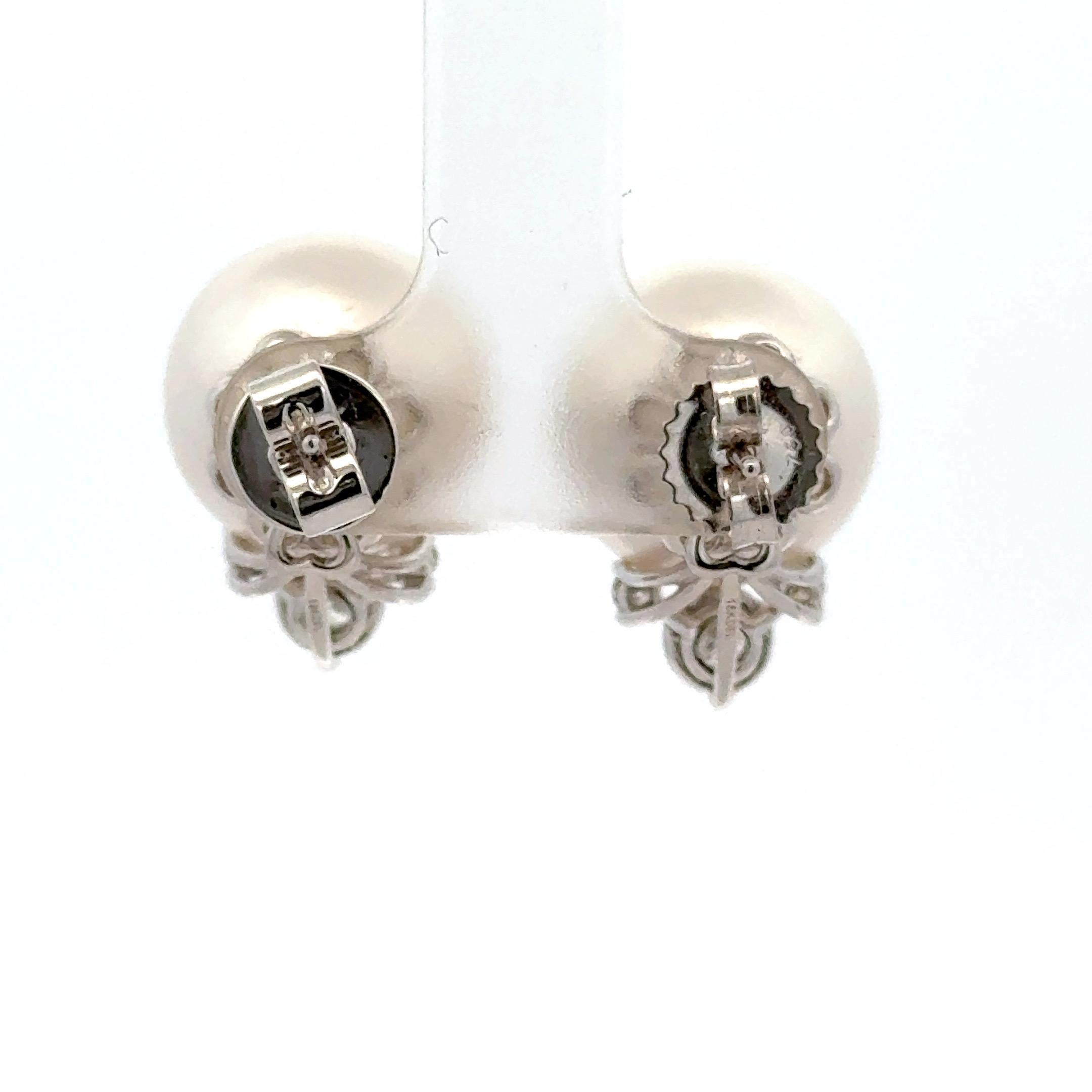 South Sea Pearl Diamond Stud Earrings 0.34 Carat 18 Karat White Gold In New Condition For Sale In New York, NY
