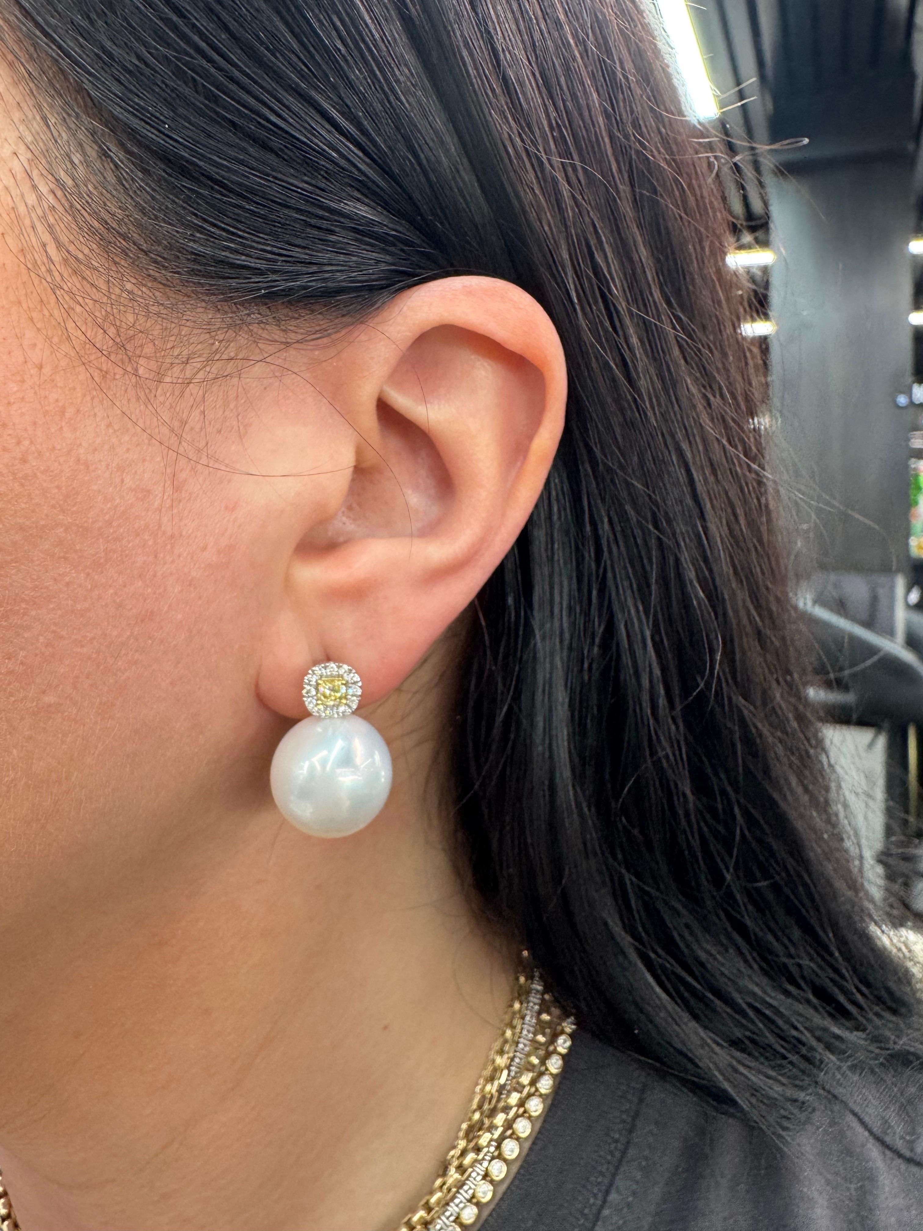 Gelbe & Weißer Diamant Südseeperlen-Tropfen-Ohrringe 0,87 Karat 18KT 15-16 MM im Angebot 2