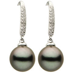 Pendants d'oreilles en or avec perles de Tahiti et diamants