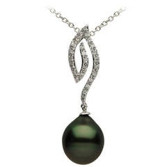 Tahitian Pearl Diamond Gold Pendant