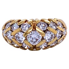 Anillo Cúpula de Barra de Tres Hileras de Diamantes 2,09 Quilates Oro Amarillo de 18 Quilates