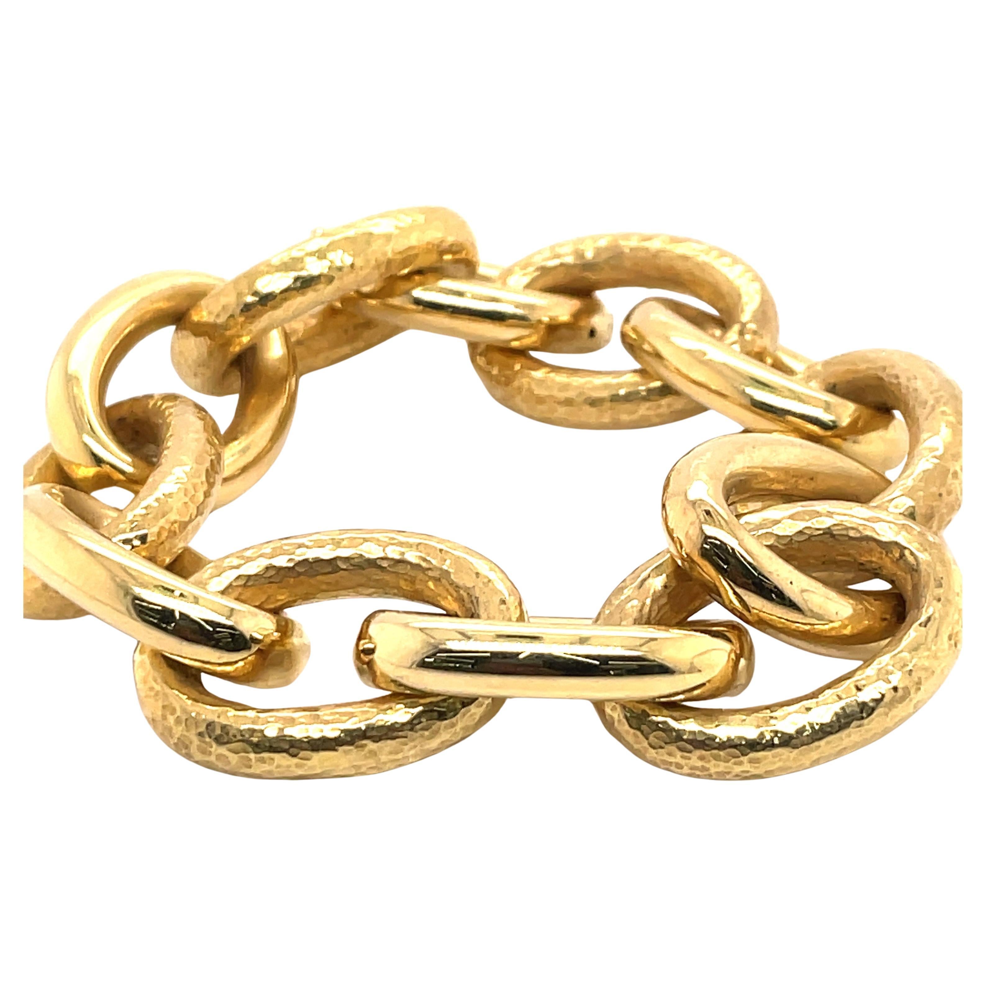 18 Karat Yellow Gold Hammered & High Polished Oval Link Bracelet 46.1 Grams For Sale 6