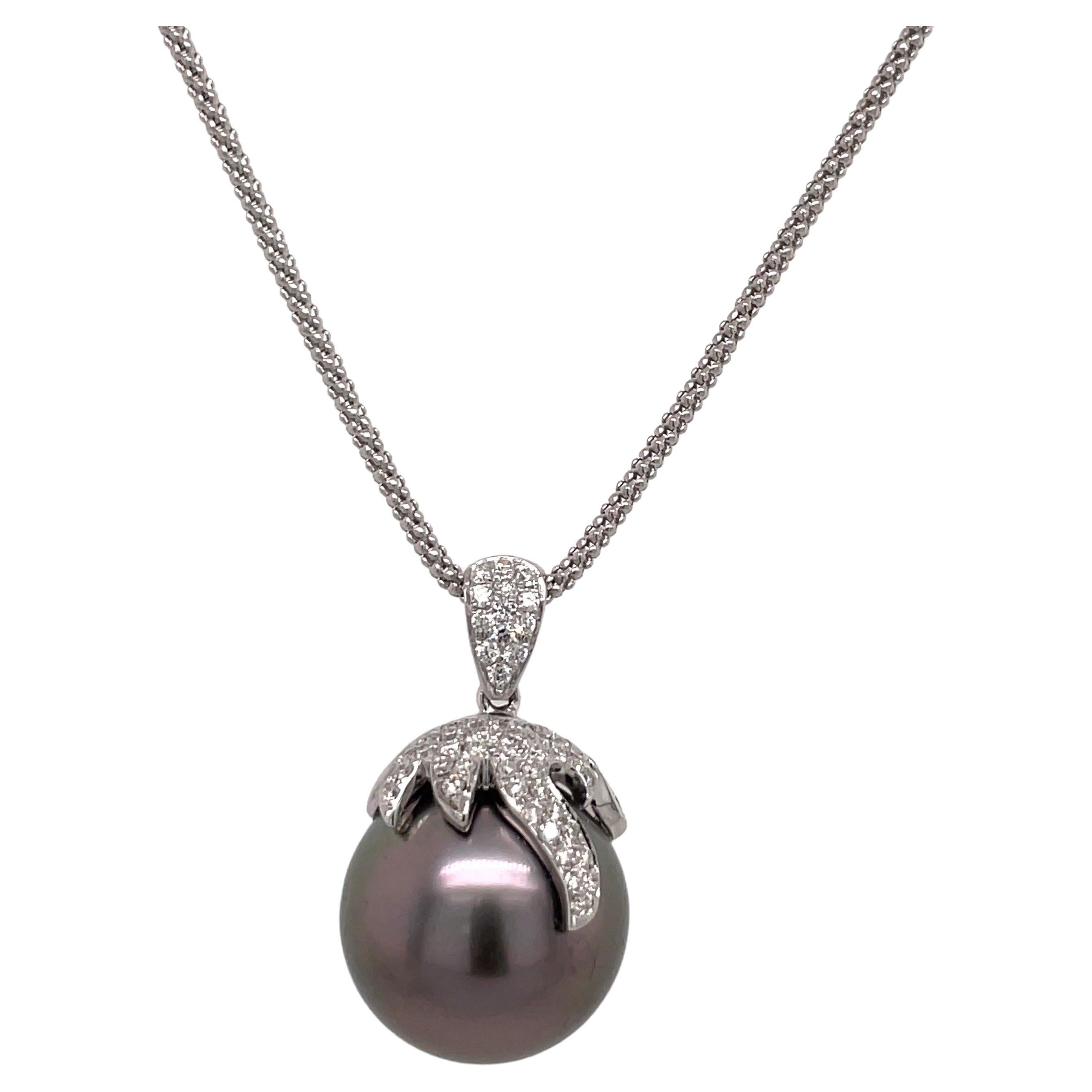 Pendentif perle de Tahiti 18 carats et diamant 0,83 carat 15 mm Pour femmes en vente