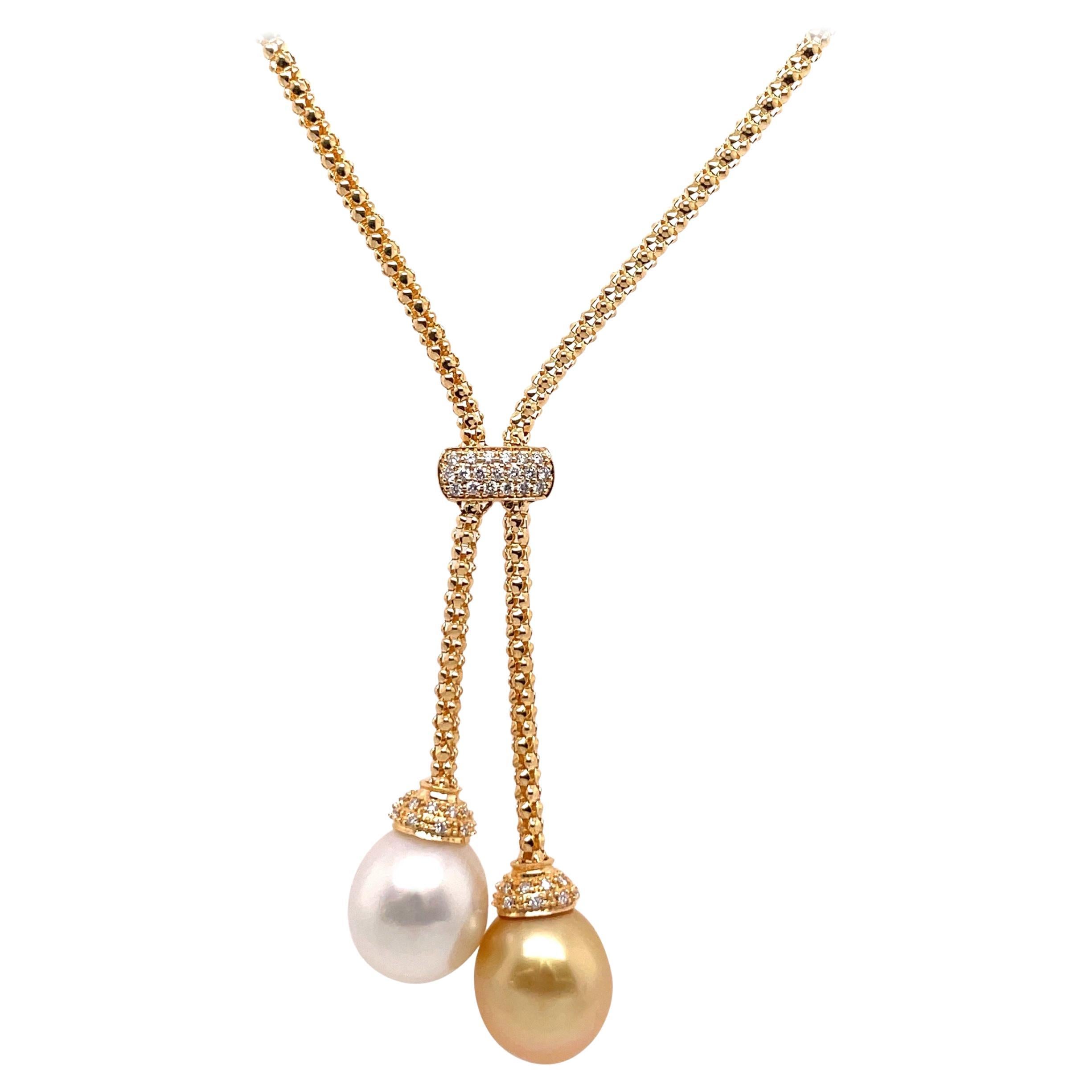 Collier à pompon en or jaune 18 carats avec perles des mers du Sud et diamants 0,27 carat