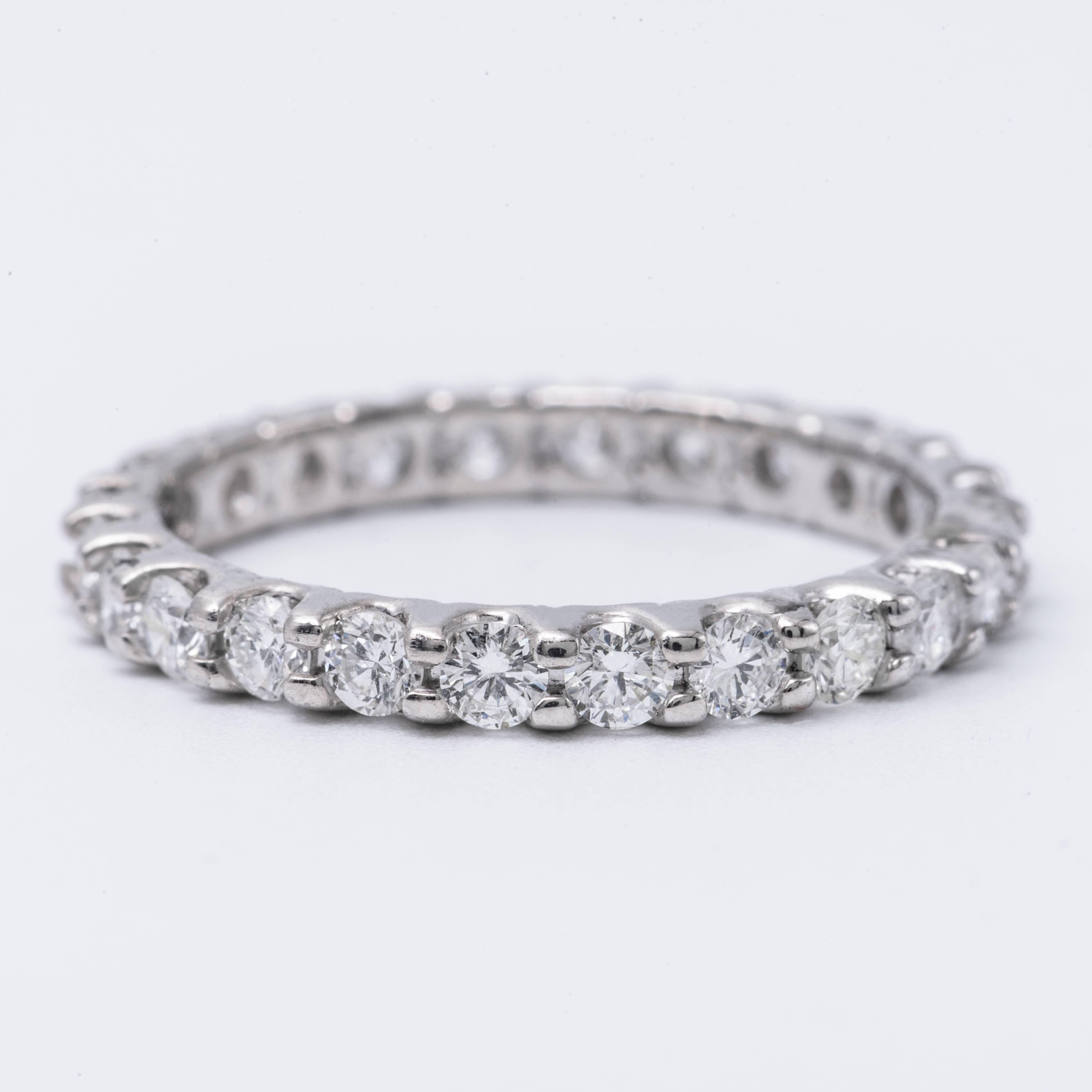 Round Cut Brilliant Diamond Gold Eternity Band Ring 2.00 Carat