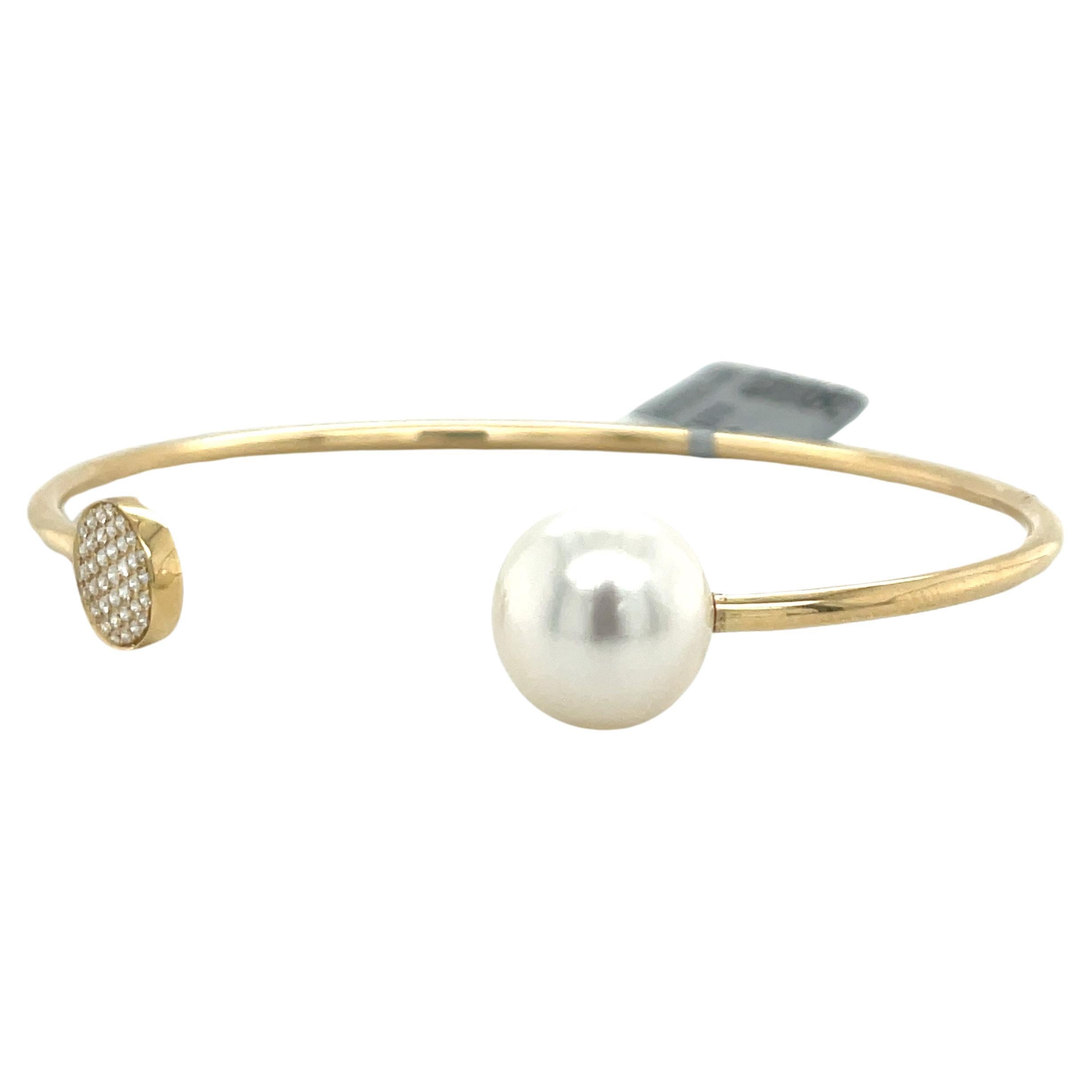 Contemporary 14 Karat Yellow Gold Diamond South Sea Pearl Open Bangle 0.13 Carats 11-12 MM For Sale