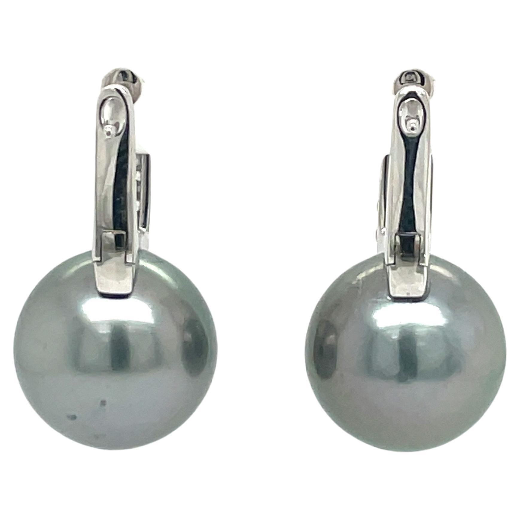 Tahitian Diamond Drop Earrings 0.61 Carats 18 Karat White Gold 12-13 MM For Sale 2