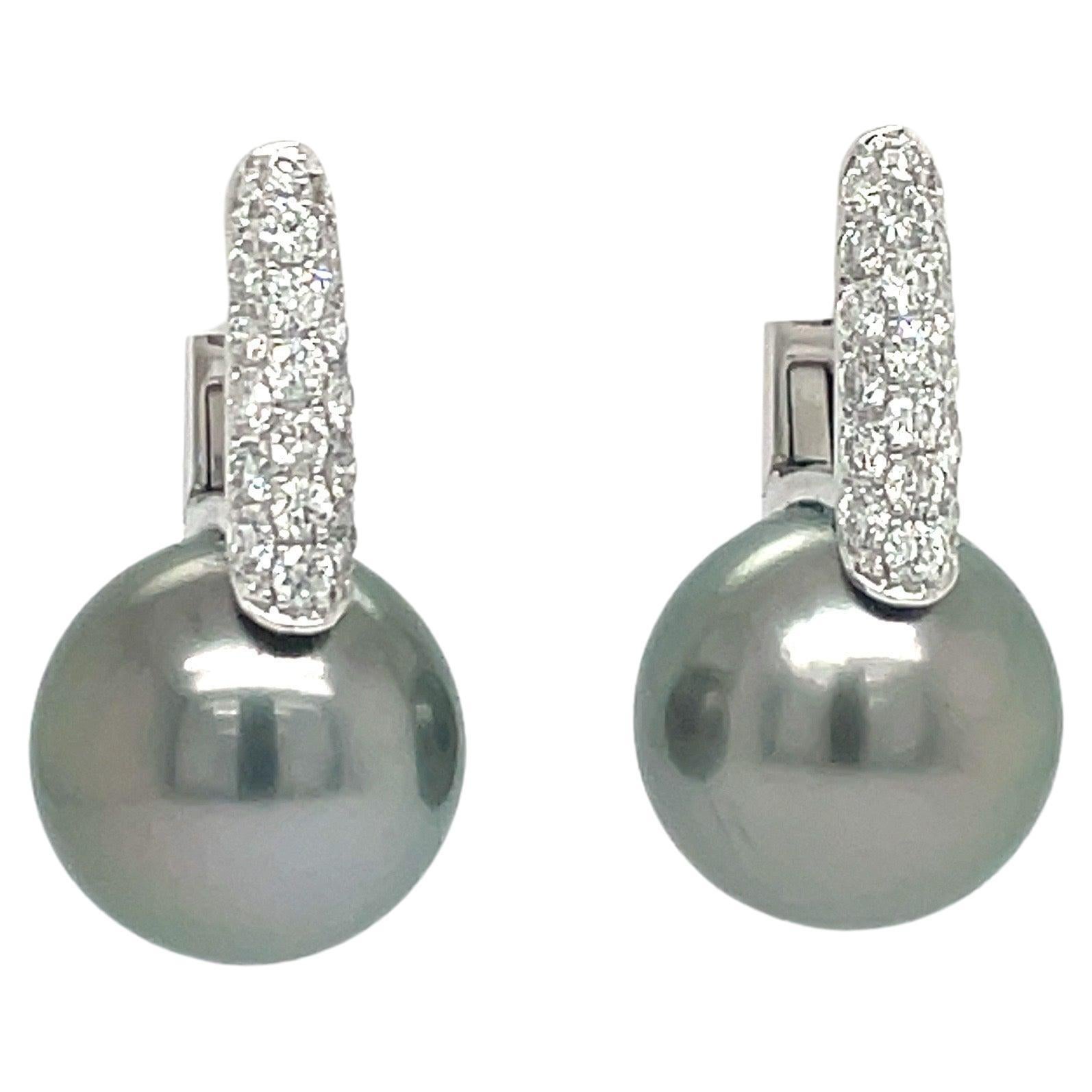 Round Cut Tahitian Diamond Drop Earrings 0.61 Carats 18 Karat White Gold 12-13 MM For Sale
