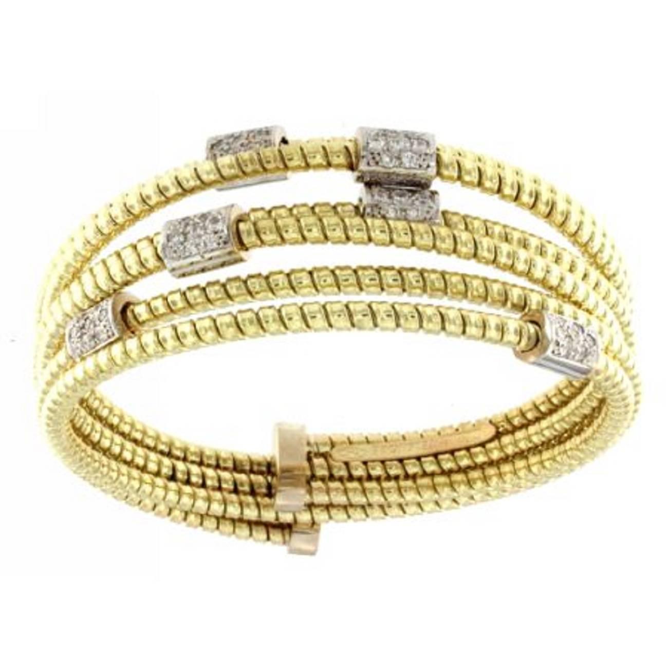 Stone(s) :	Diamonds
Metal :	Yellow Gold with Steel
Diamond Information
Shape :	Round
Carat Weight :	0.75
Clarity :	SI
Color :	G-H
Please allow 4 to 5 week for delivery if back up order.