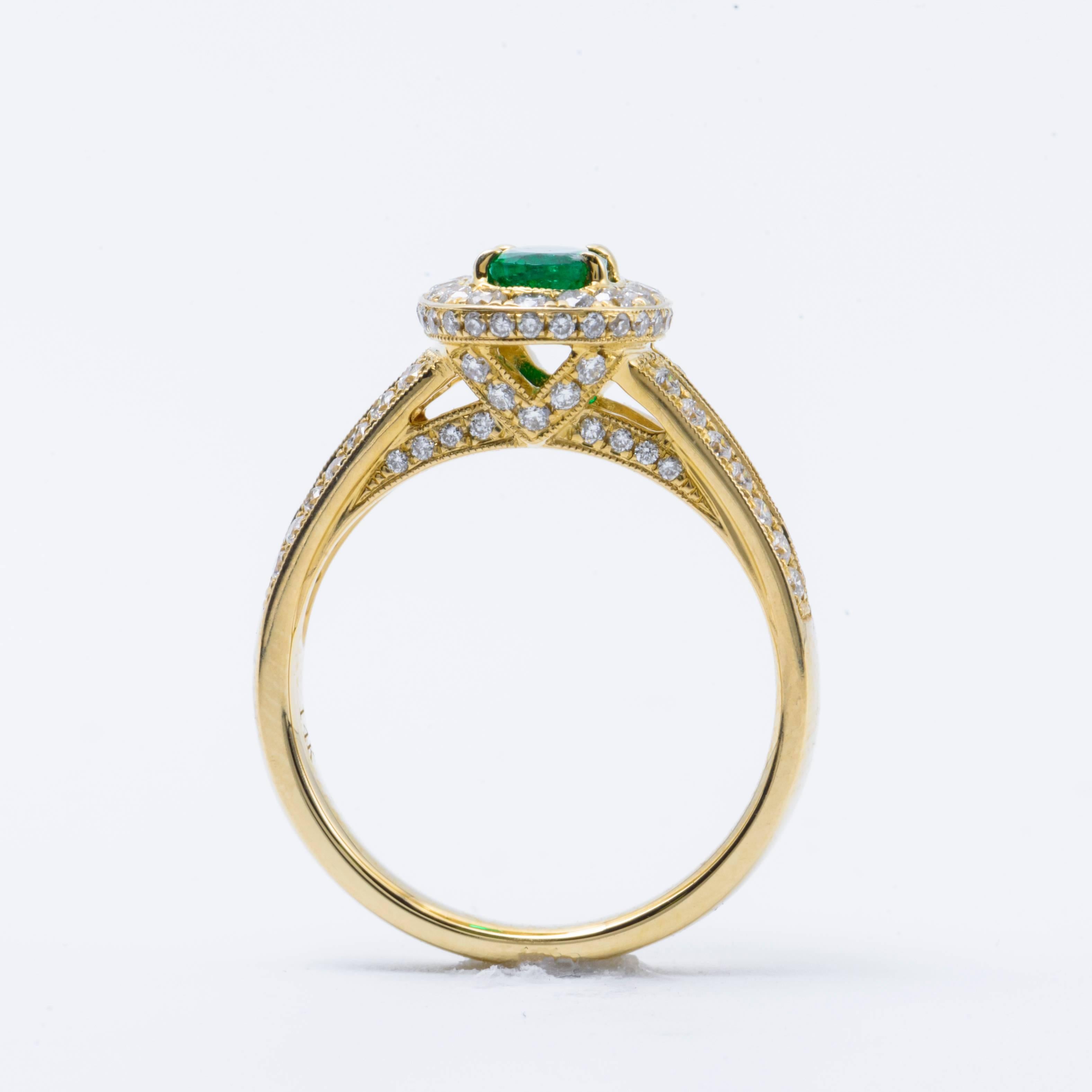 Contemporary Oval Shape Emerald Diamond Engagement Cocktail Halo Ring