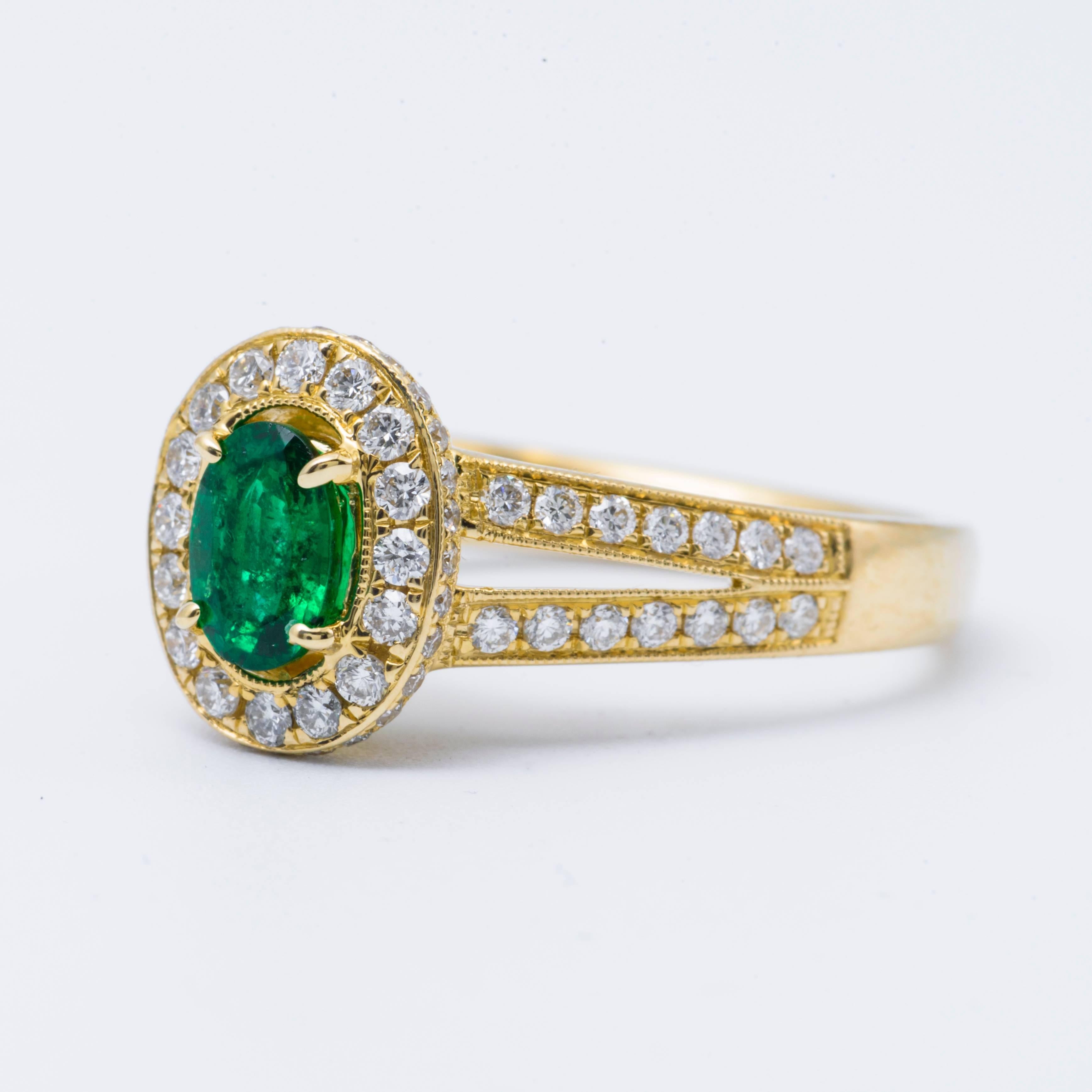 Women's Oval Shape Emerald Diamond Engagement Cocktail Halo Ring