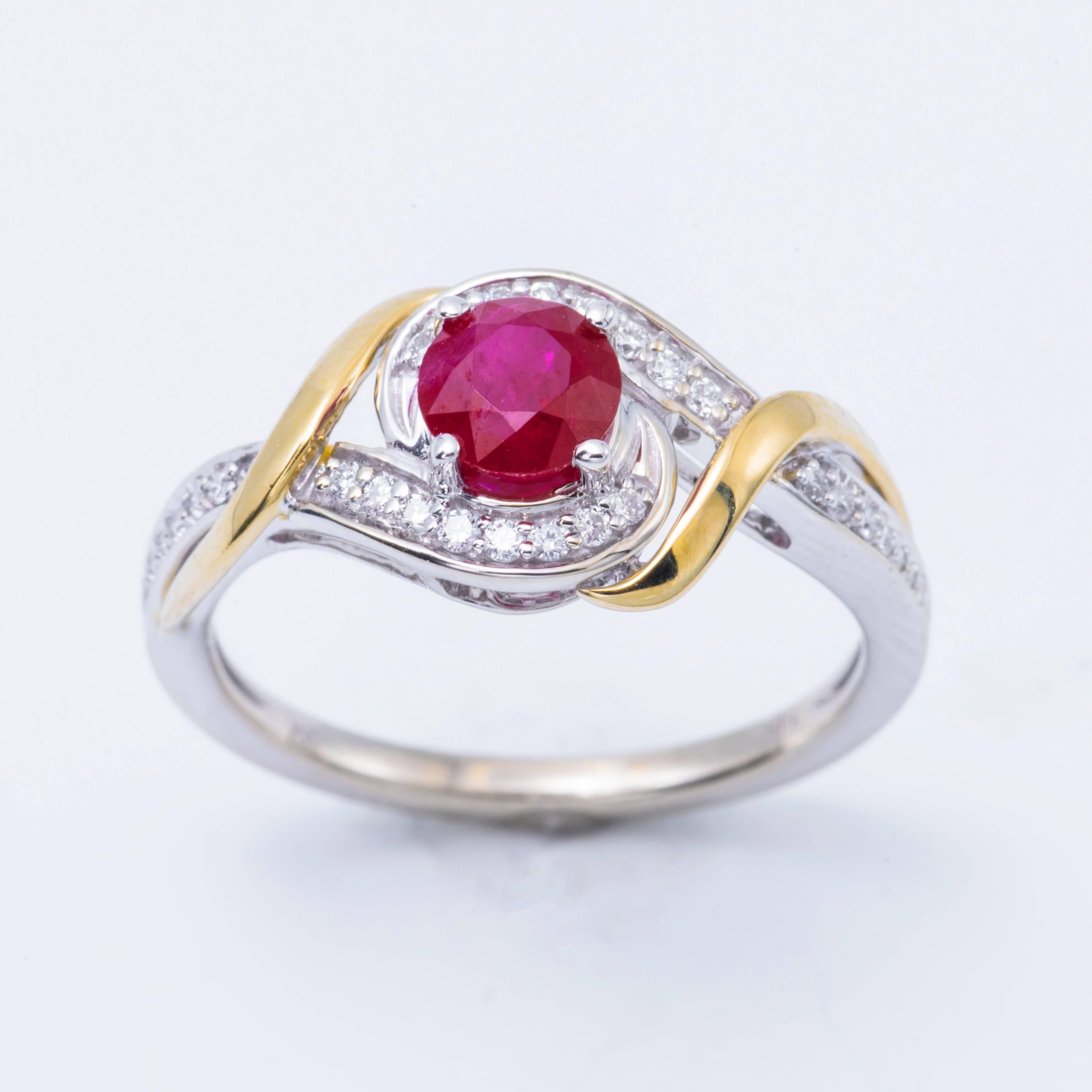 Ruby and Diamonds Two-Tone Gold Engagement Cocktail Ring In New Condition In New York, NY