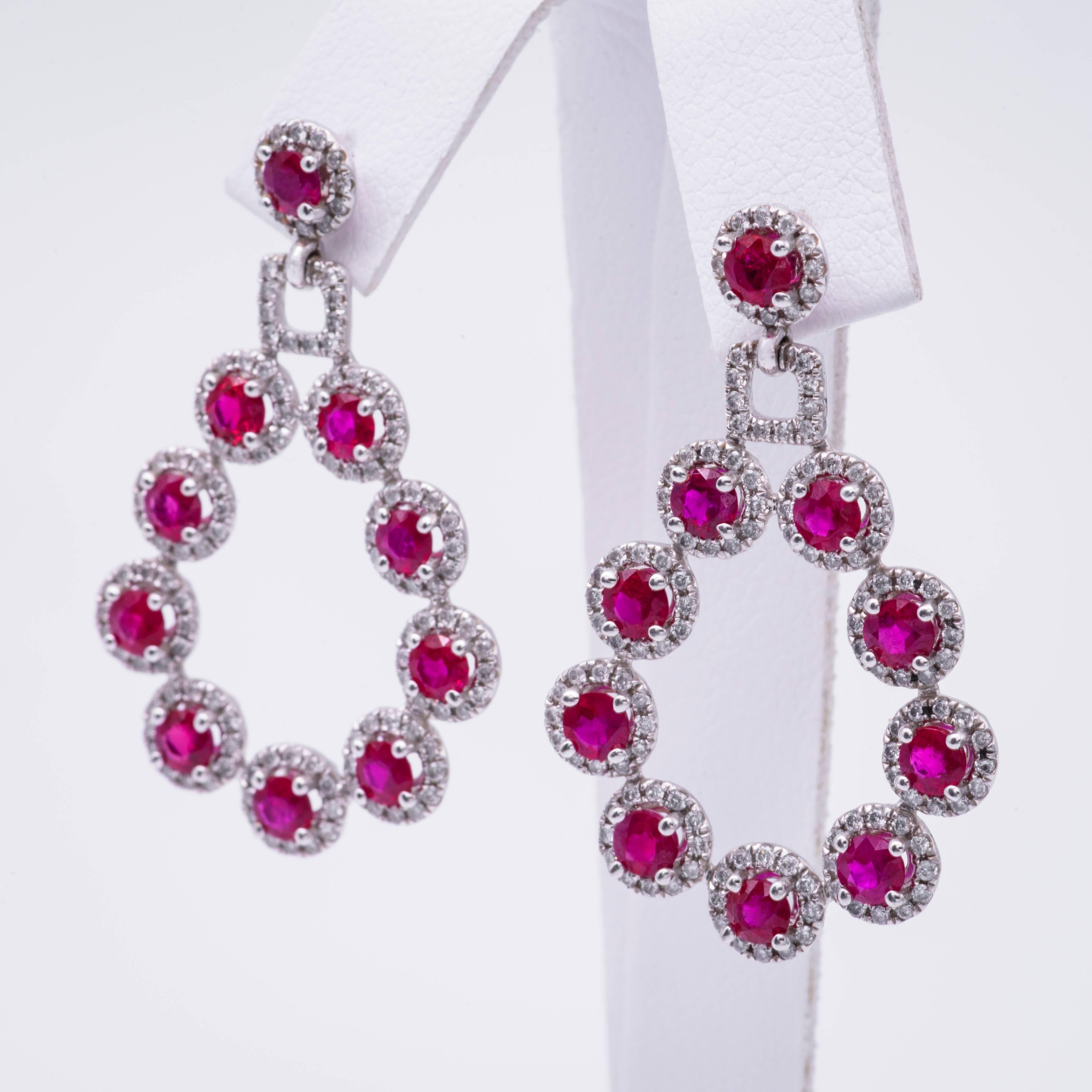 Contemporary 4.00 Carats Rubies and 1.07 Carat Diamonds Gold Chandelier Earrings