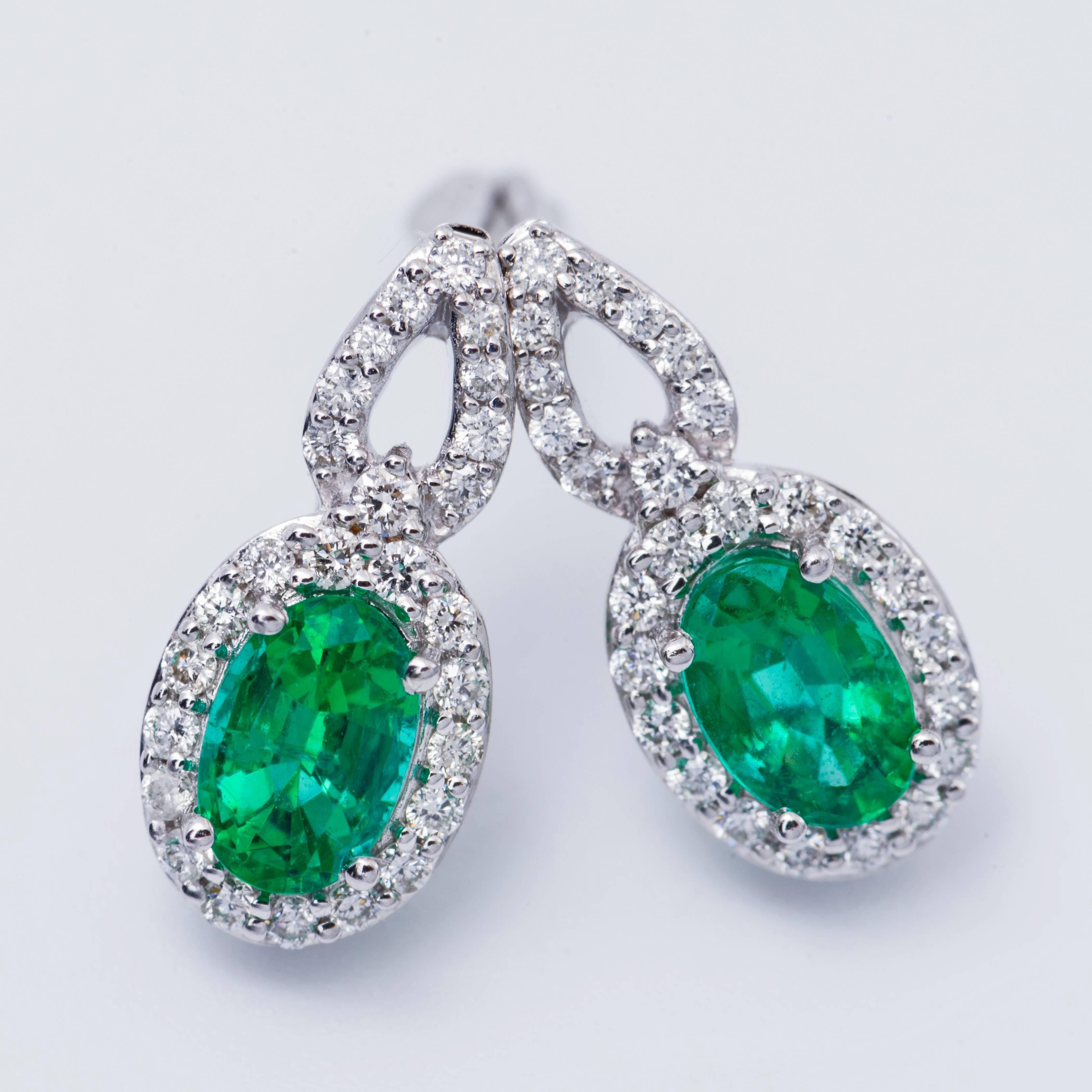 Modern Emerald Diamond Gold Stud Drop Earrings