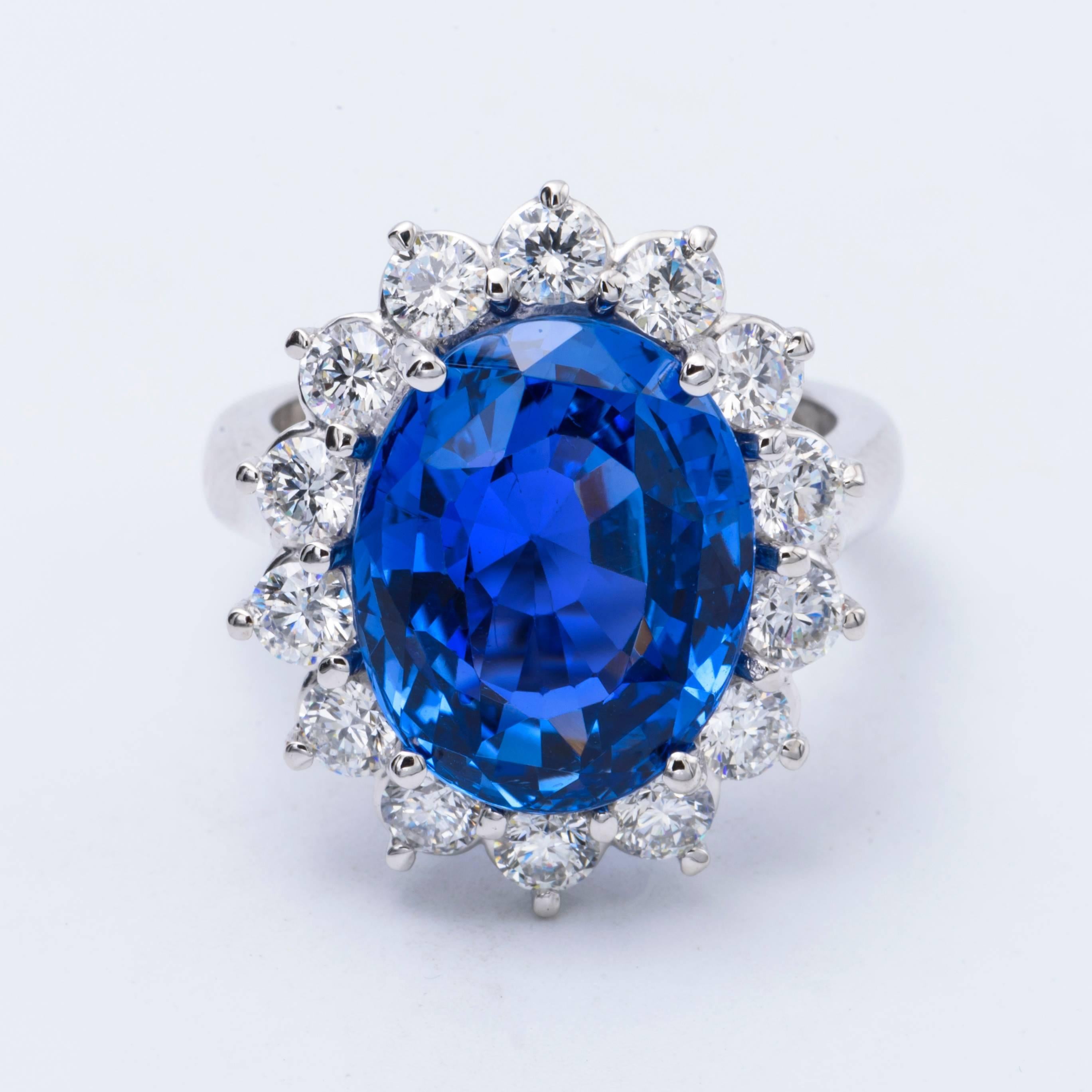 Contemporary Unheated GIA Certified Sapphire Engagment Ring 12.39 Carat