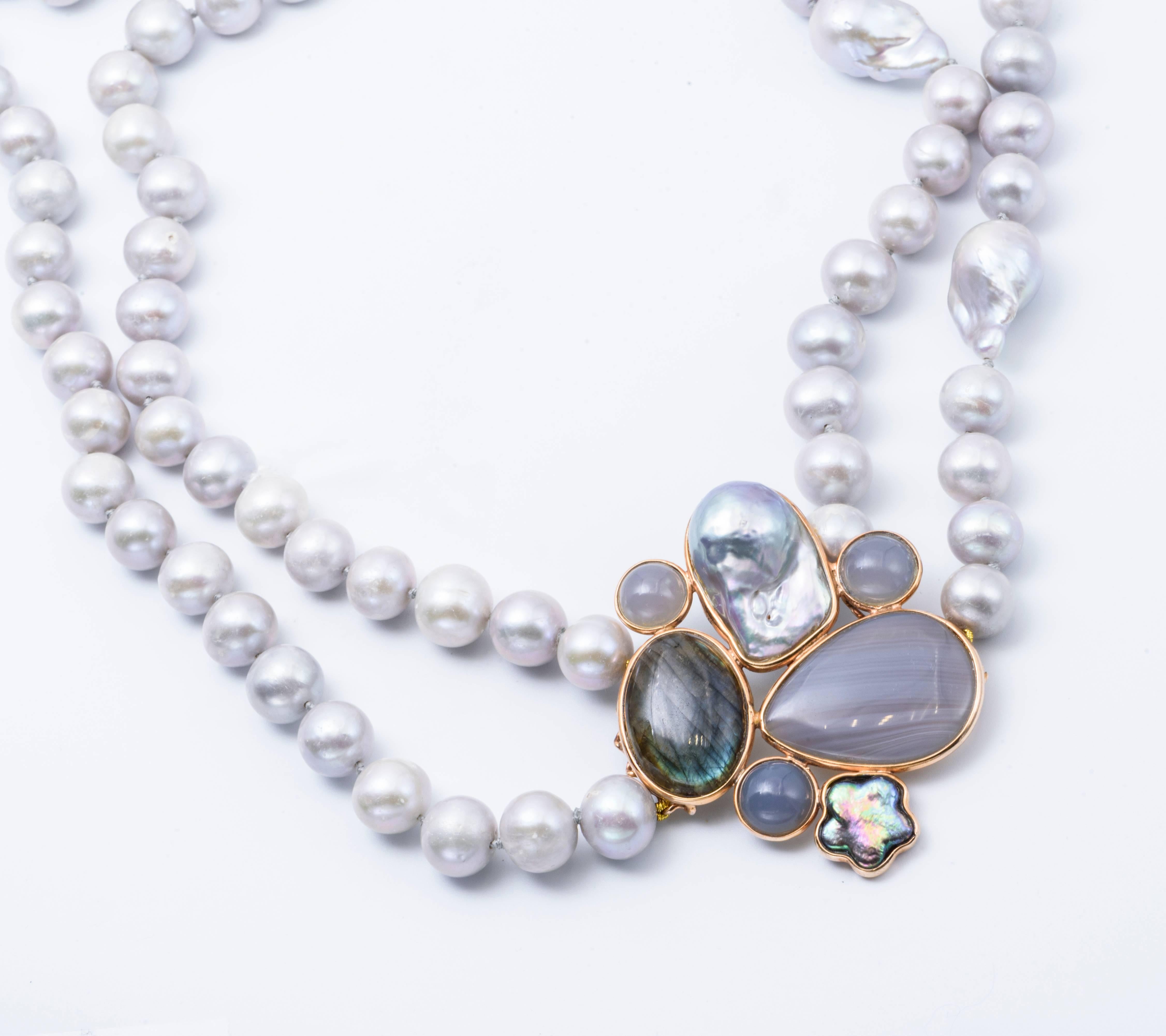 Modern Fresh Water and Agate and Mother-of-Pearl Necklace