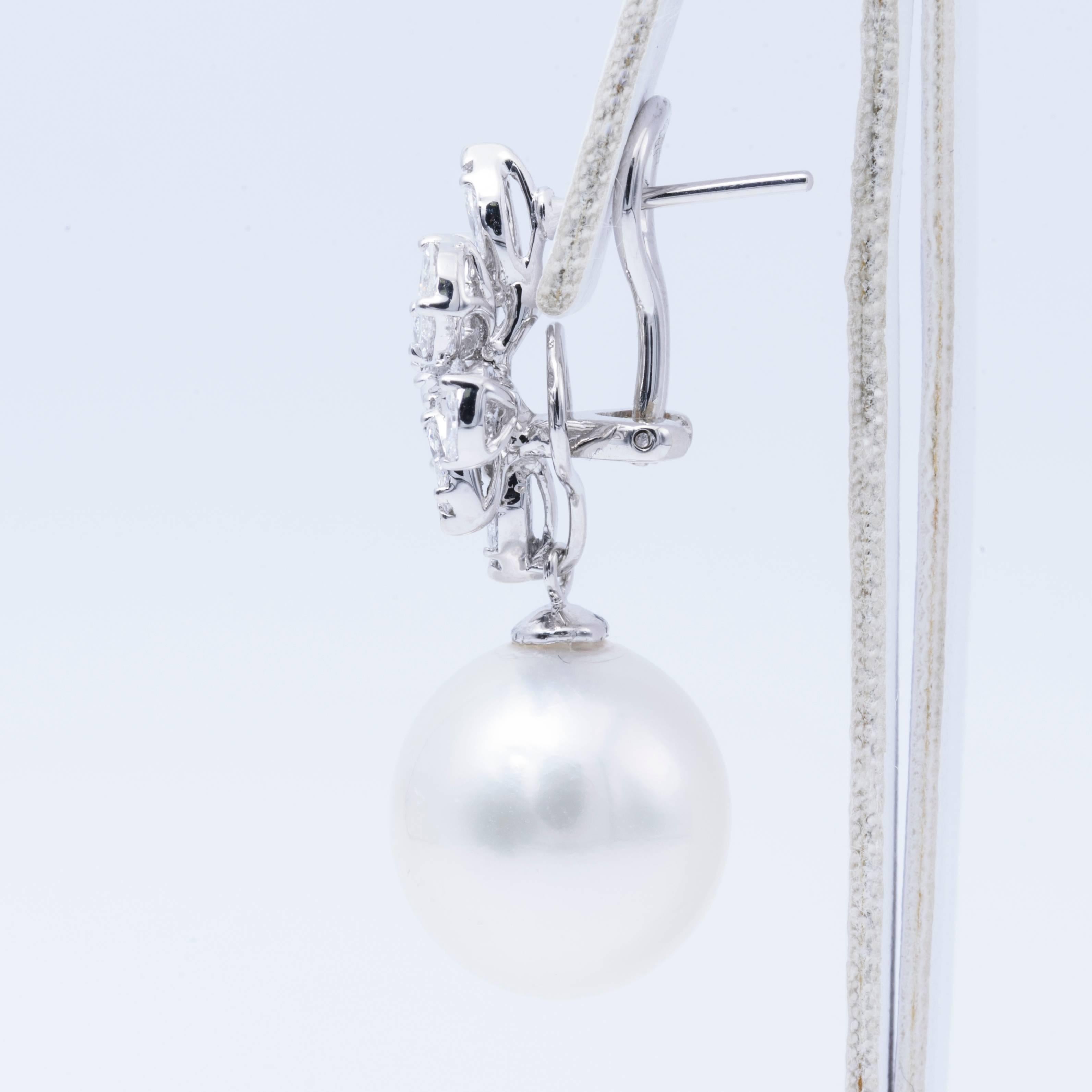 Contemporary South Sea Pearl Diamond Cluster Earrings 2.14 Carat 18 Karat White Gold
