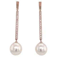 Boucles d'oreilles pendantes en or rose 18 carats avec perles des mers du sud et diamants 0.63 carat 12-13 MM