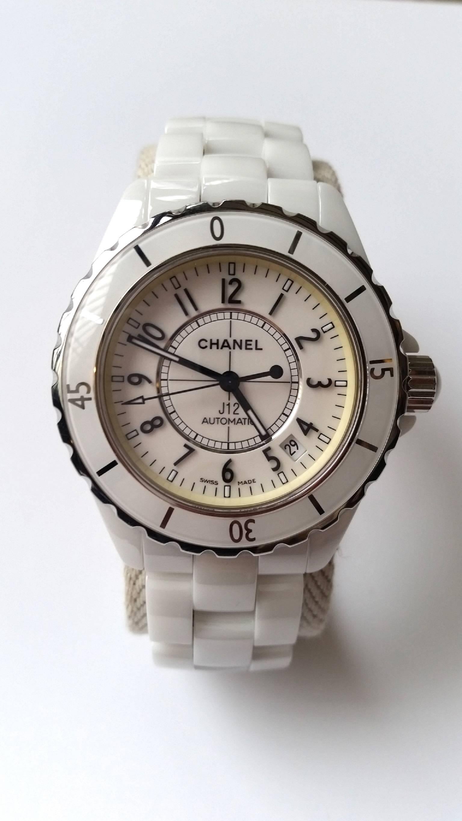 Women's or Men's Chanel Stainless Steel Ceramic J12 Self-winding Wristwatch