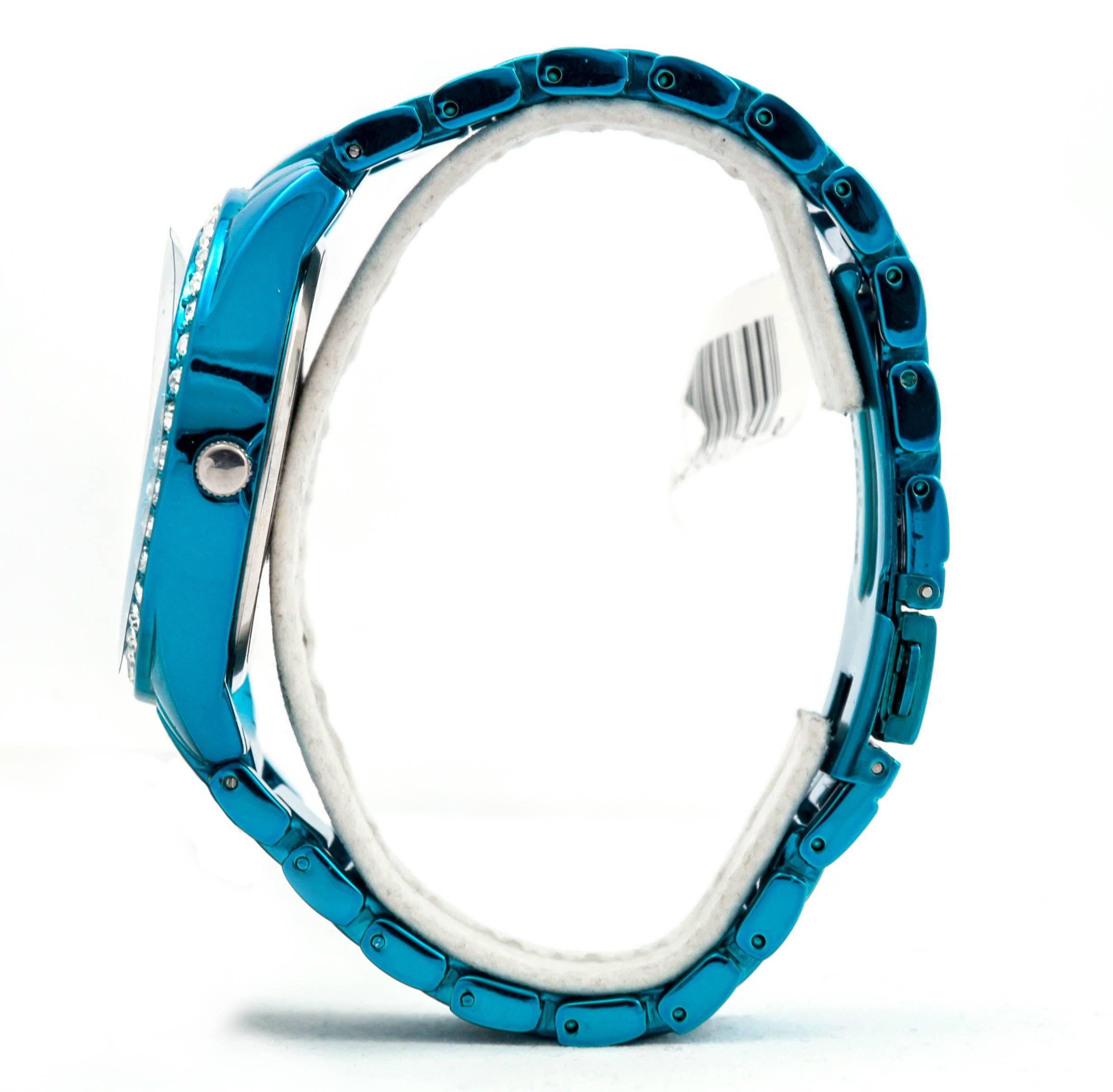 Disney stainless Steel Mickey mouse Blue Quartz Wristwatch In Excellent Condition In Saint Ouen, FR