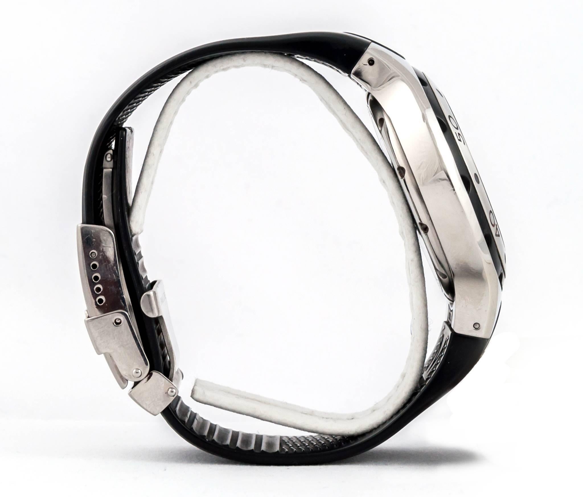 movado 200 meters