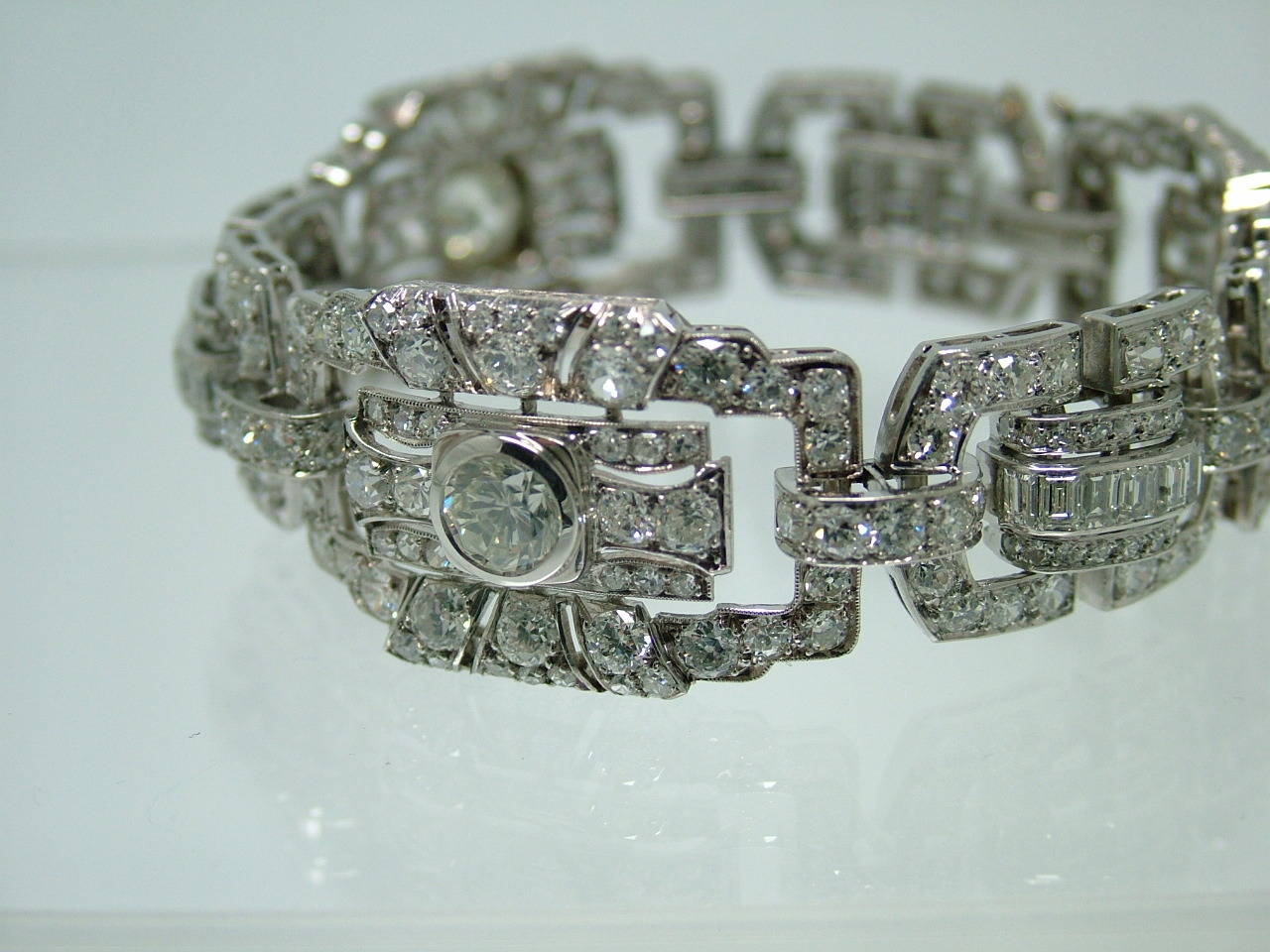 Classic Art Deco Pave Diamond Gold Bracelet