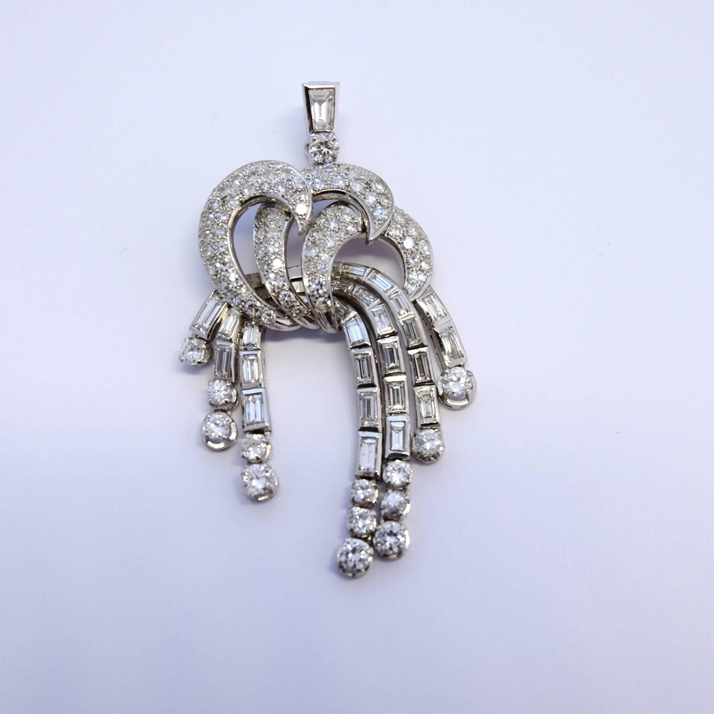 Late Art Deco Diamond Platinum Cascade Pendant For Sale 4