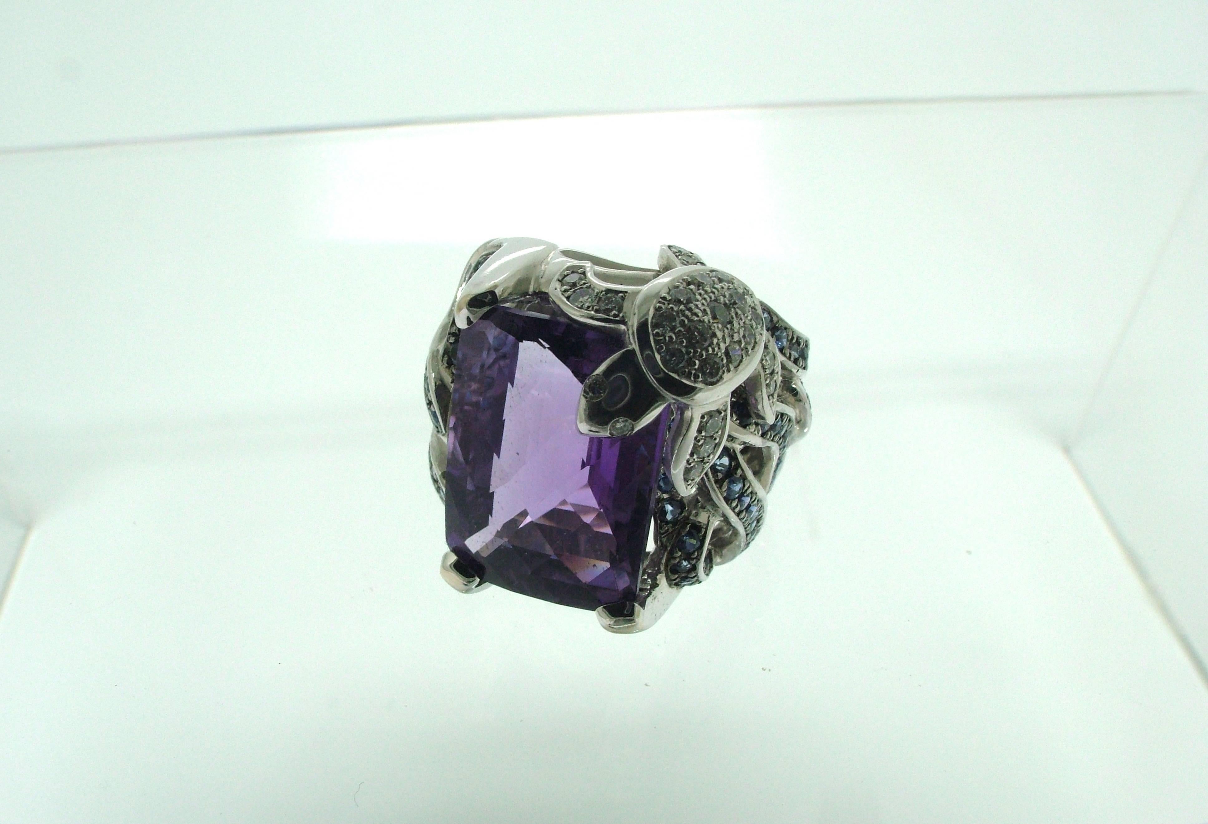 Modern Charming Amethyst Sapphire Gold Turtle Ring For Sale
