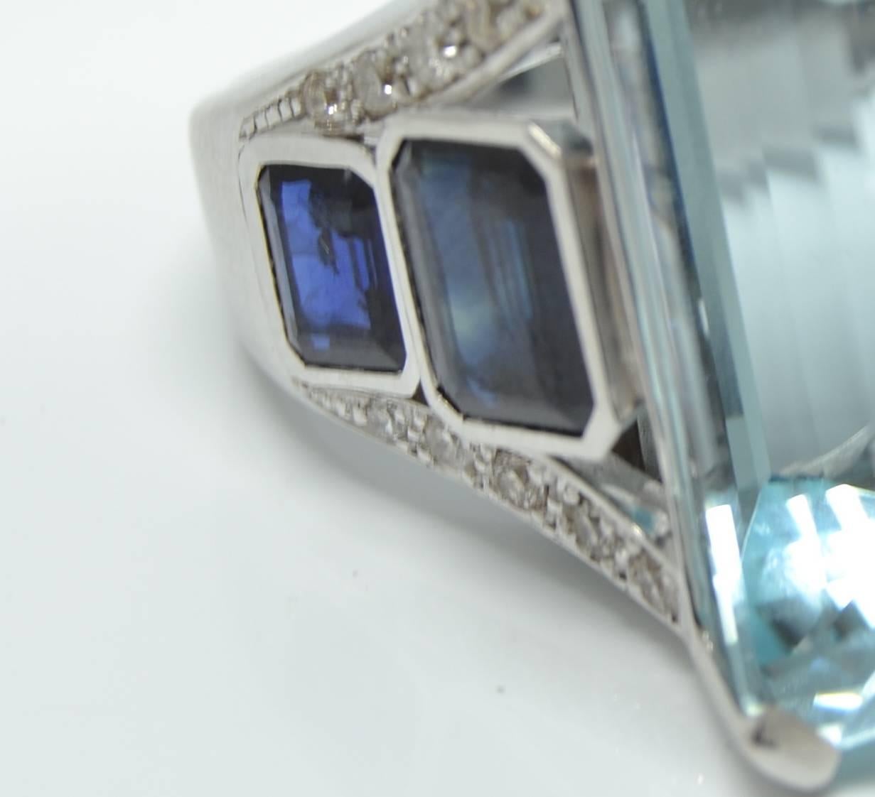 Contemporary 38.20 Carat Aquamarine Sapphire Diamond White Gold Ring For Sale