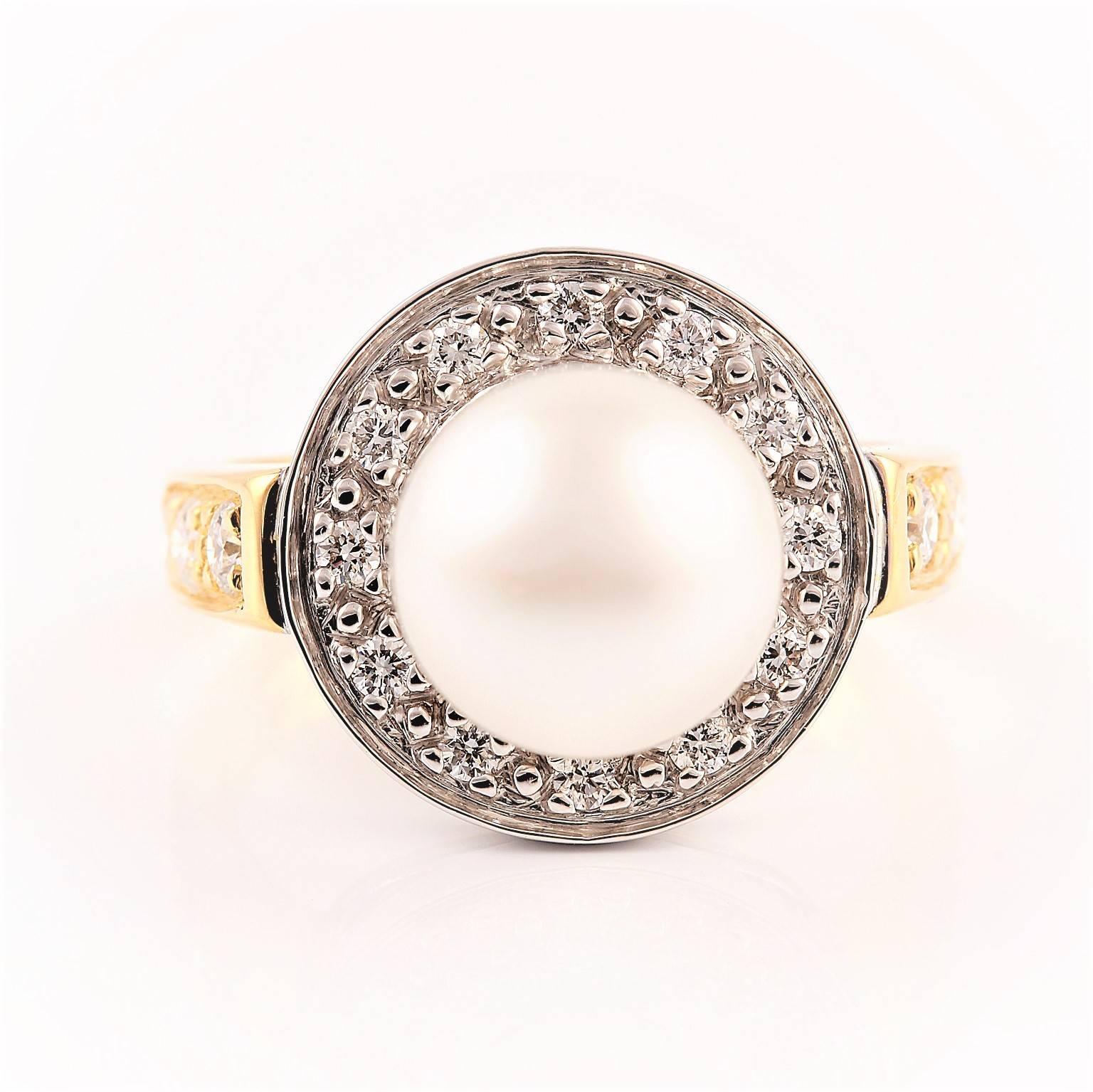 Princess Perla Ring

This timeless design features a beautiful South Sea pearl set atop the circular 18ct white gold diamond setting. The yellow gold band is also bead set with petite diamonds.

South Sea pearl: high lustre, 9.50mm 

Round brilliant