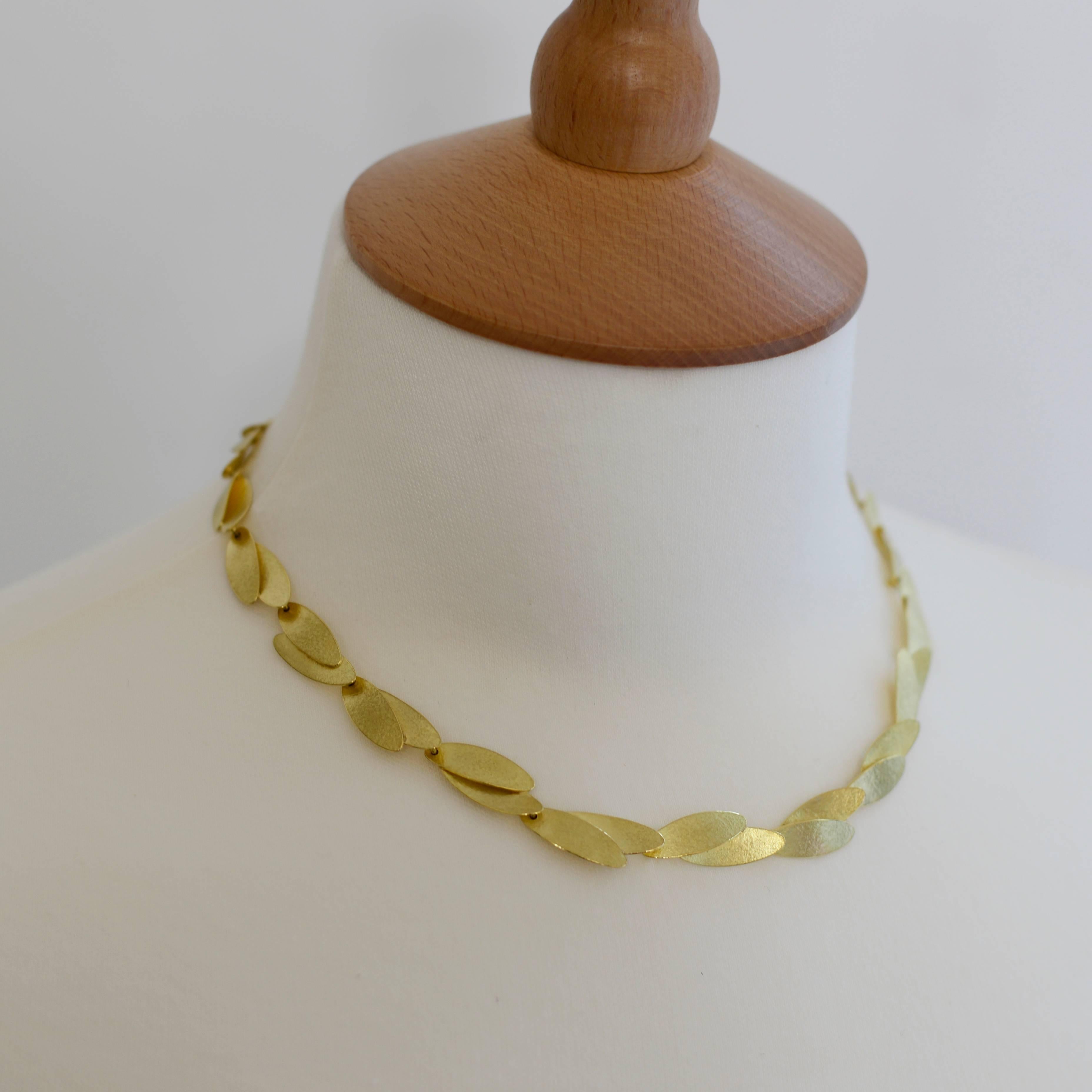 Women's Kayo Saito 18 Karat Gold Eternity Choker Necklace, Laurel Collection For Sale