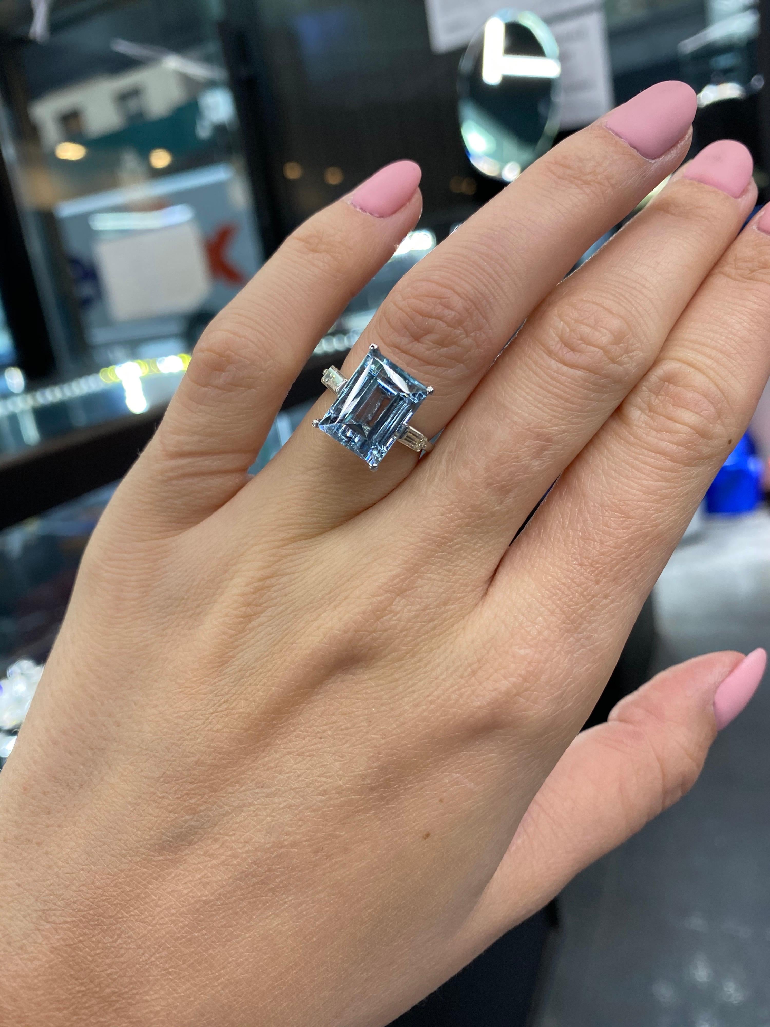 Platin 8 Karat Aquamarin und Diamant Ring 2