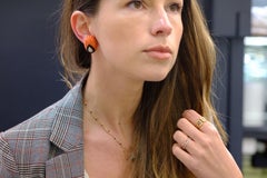 David Webb Clips d'oreilles vintage en or jaune, corail et diamants